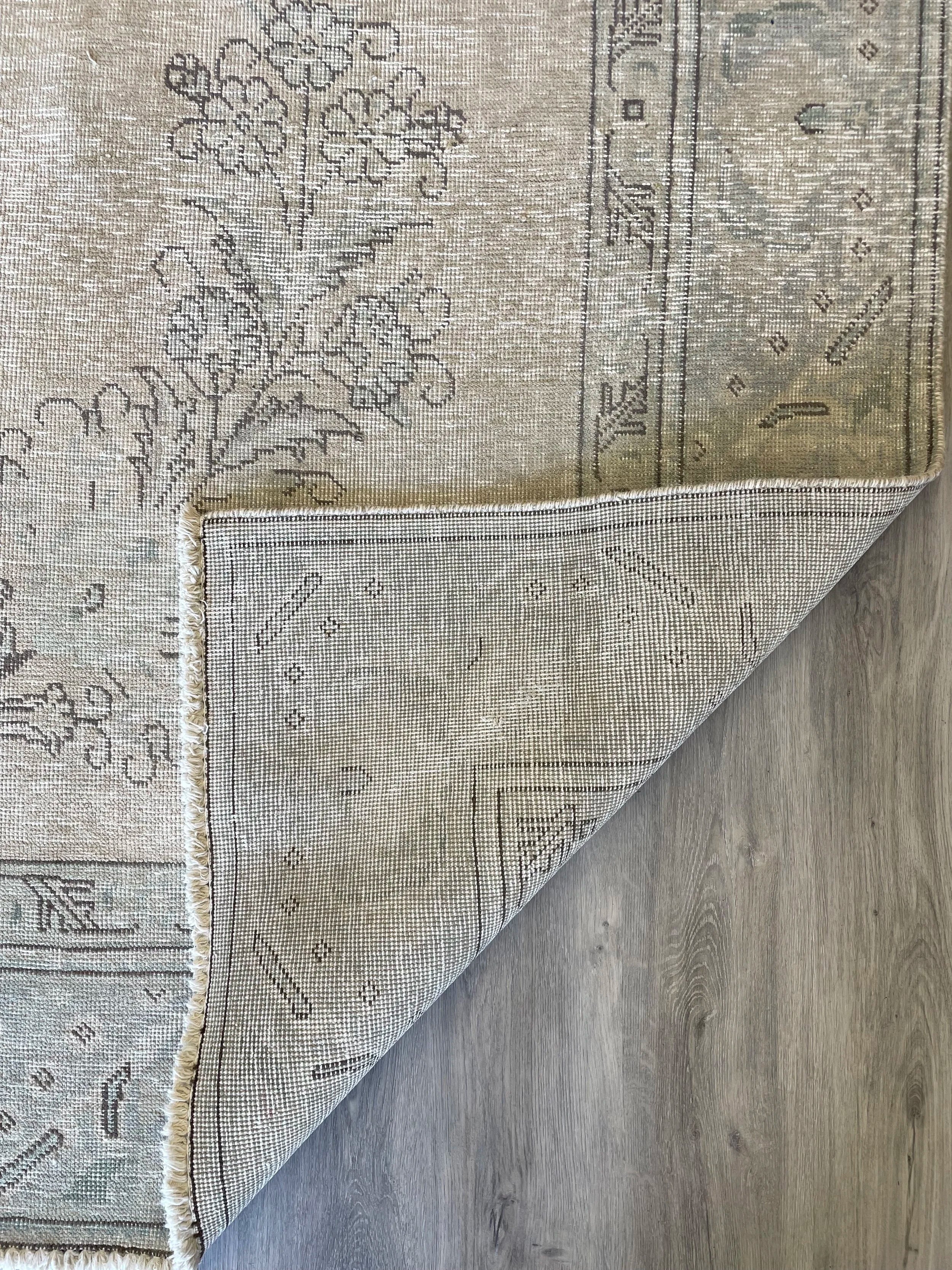 Unveiling the Timeless Charm of Second Life Vintage Rugs