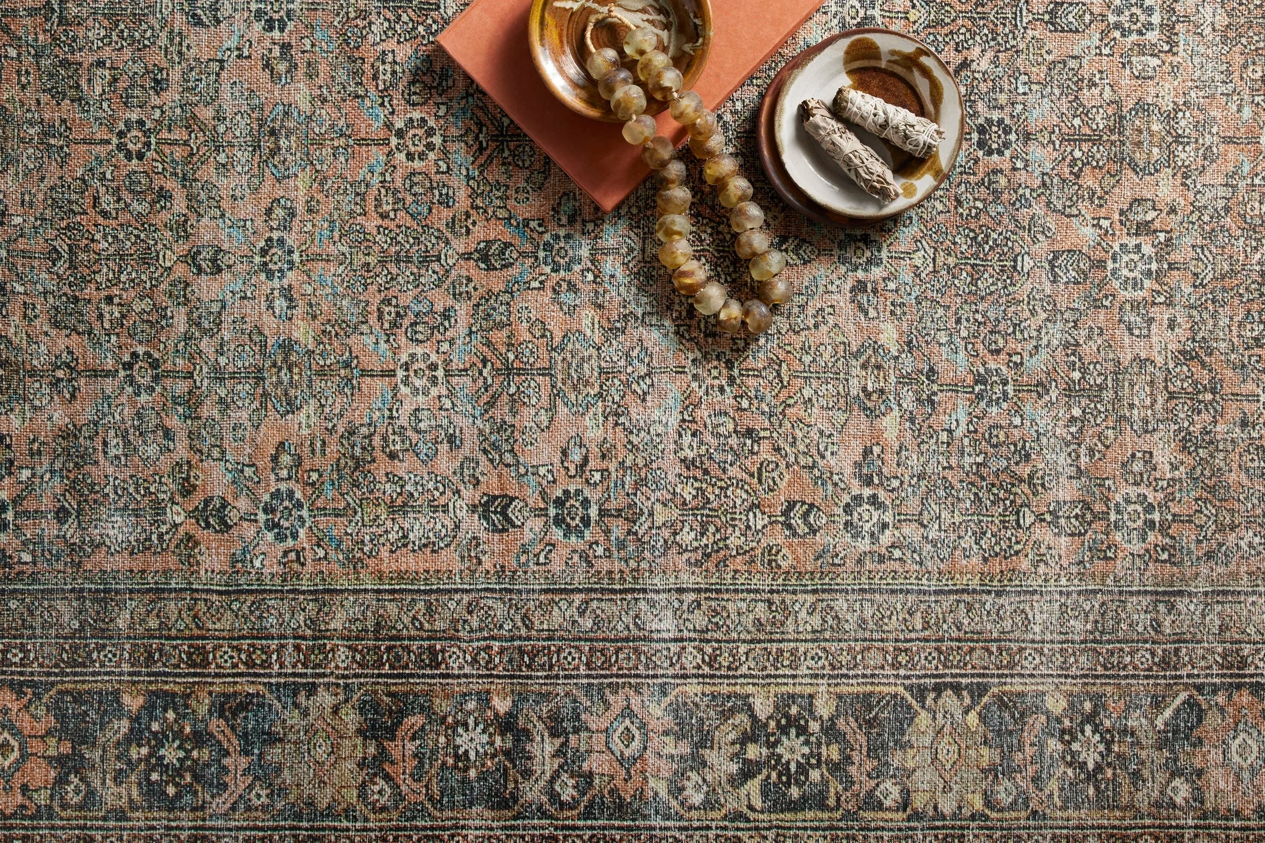 What Are Power Loomed Rugs?
