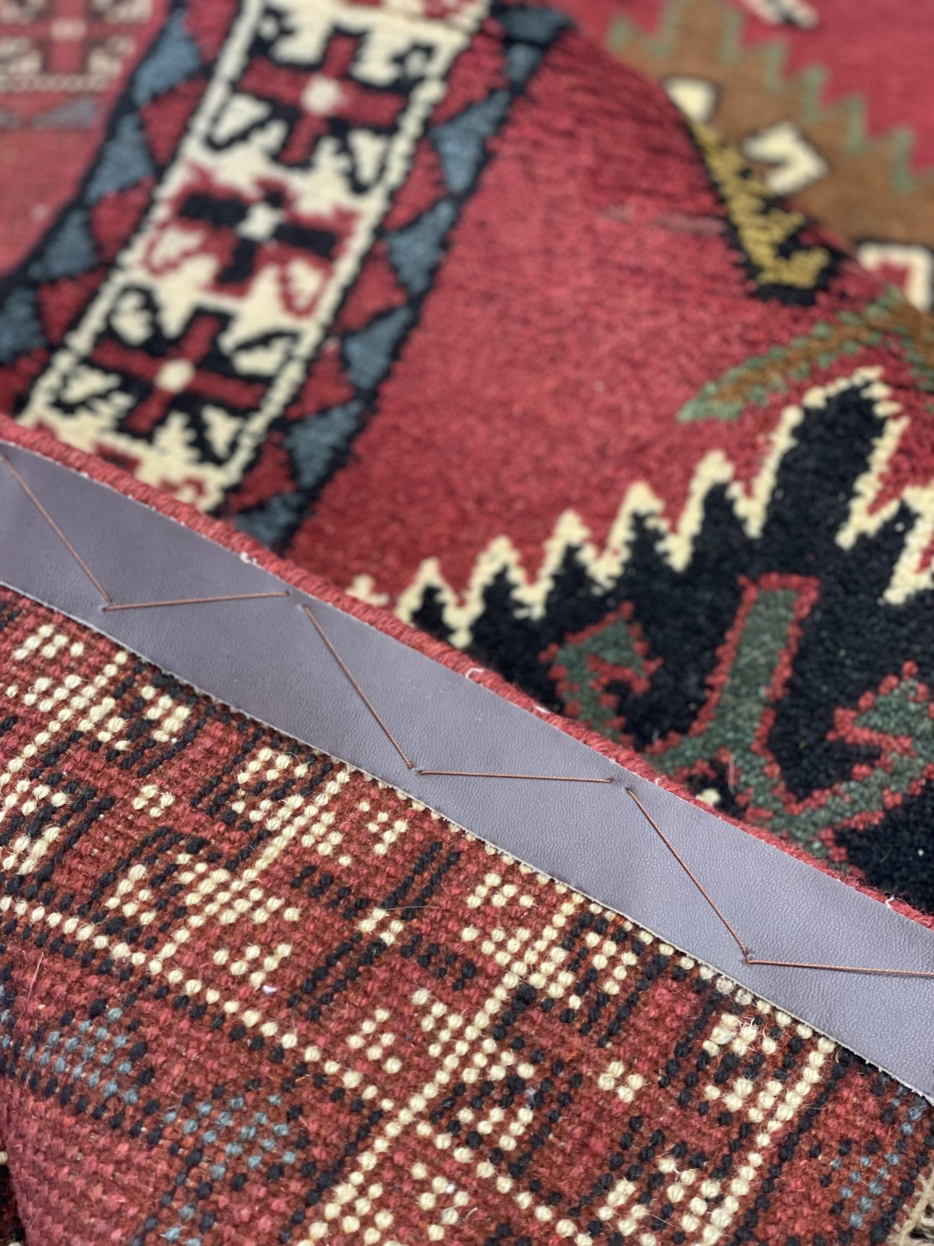 Tribal Wool Rug (3'10" x 6'4")