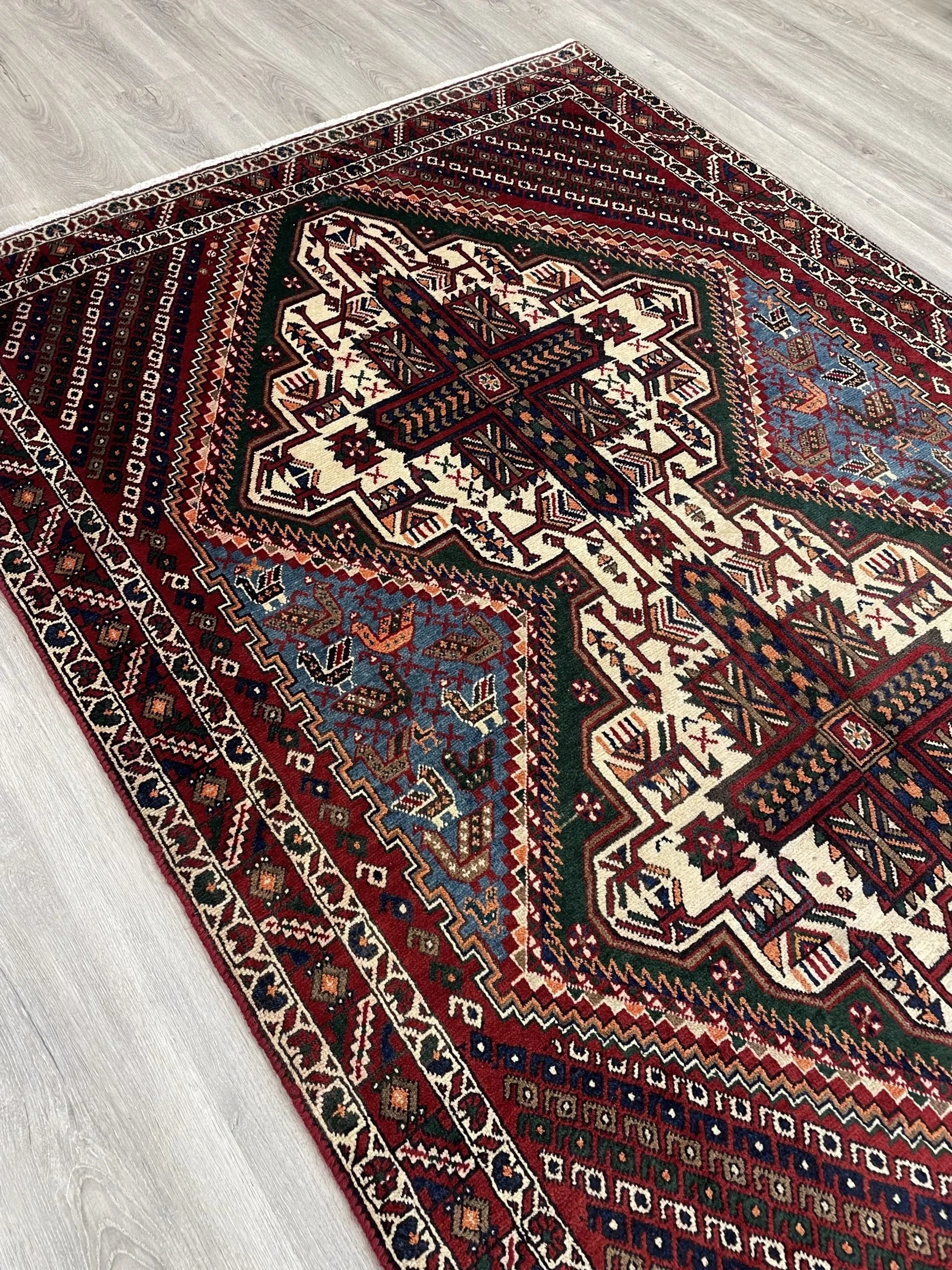 Shahrebabak Wool Rug (4'2" x 6'4")