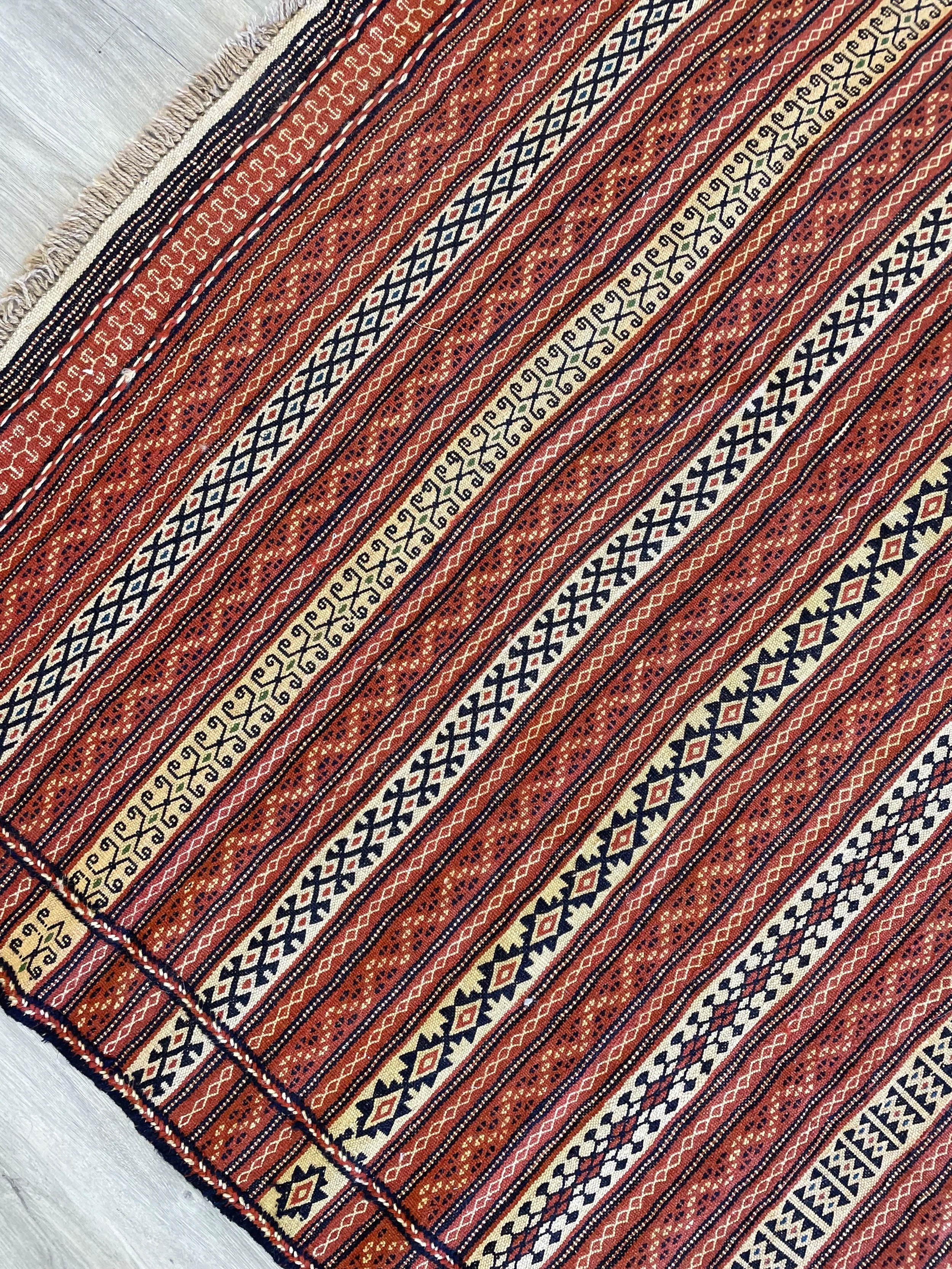 Sirjan Kilim 6'1" x 9'8"