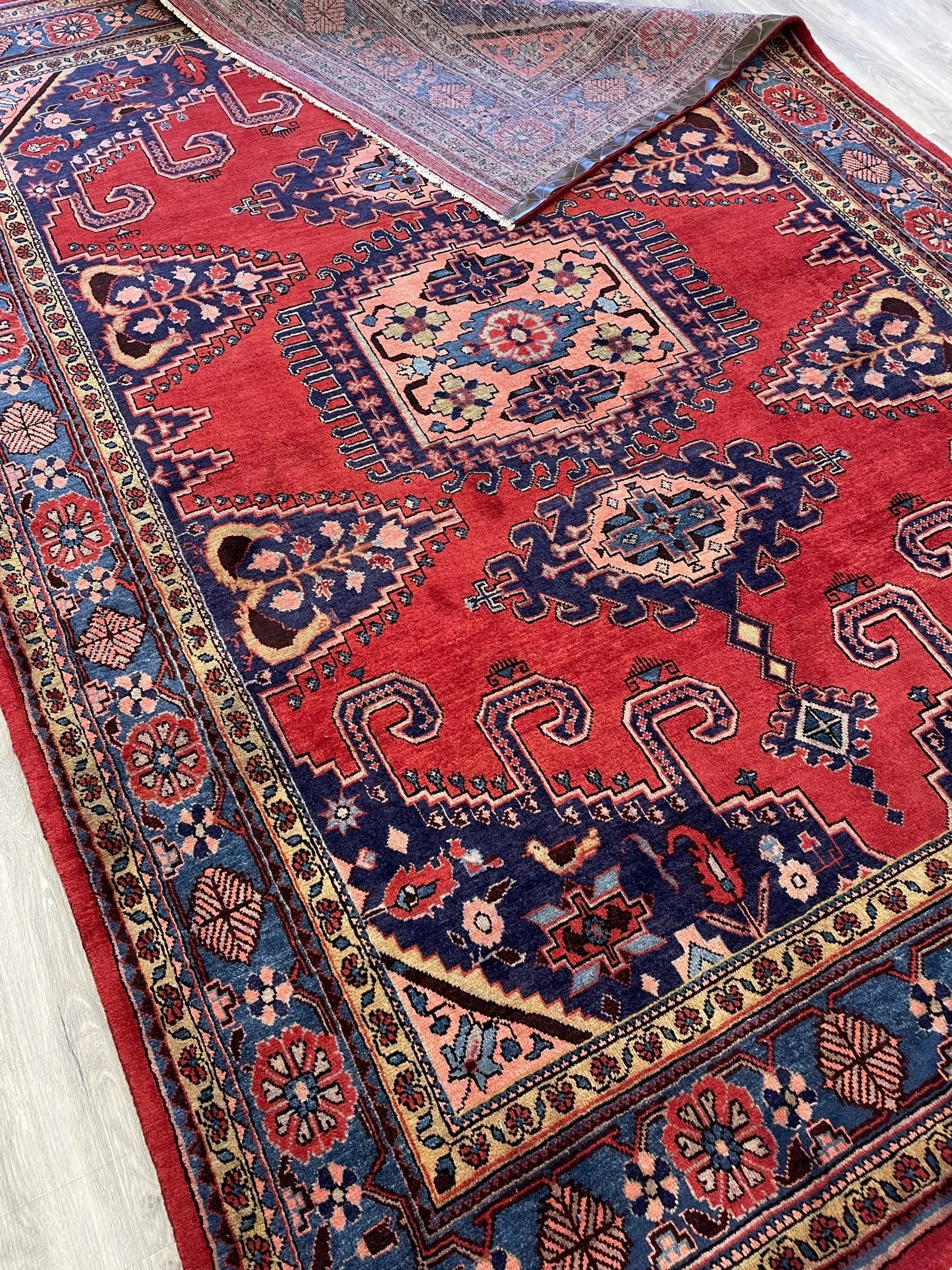 Viss Tribal Wool Rug (6'10" x 9'11")