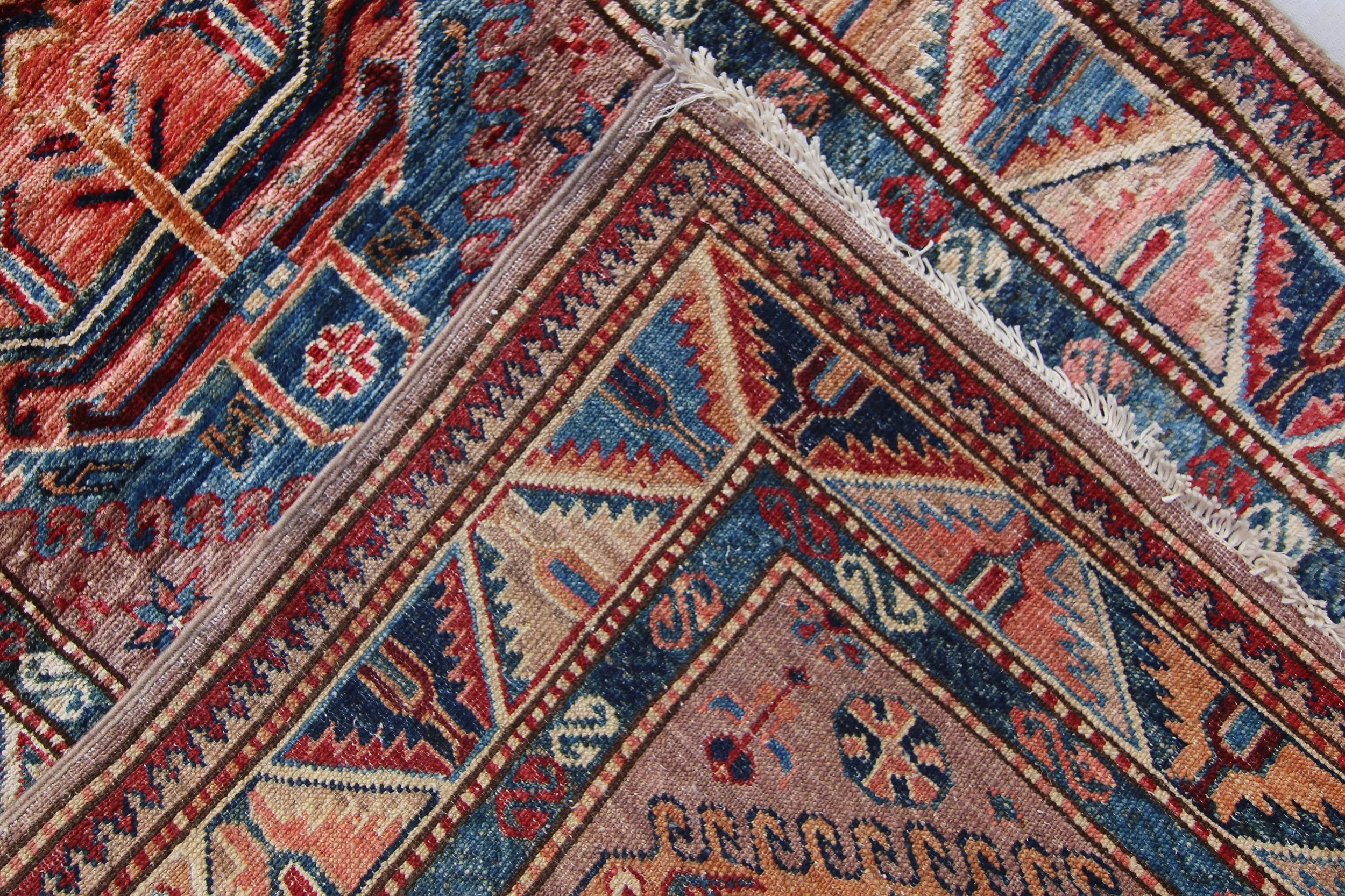 Contemporary Tribal Wool Rug Runner (2'7" x 8'3" )
