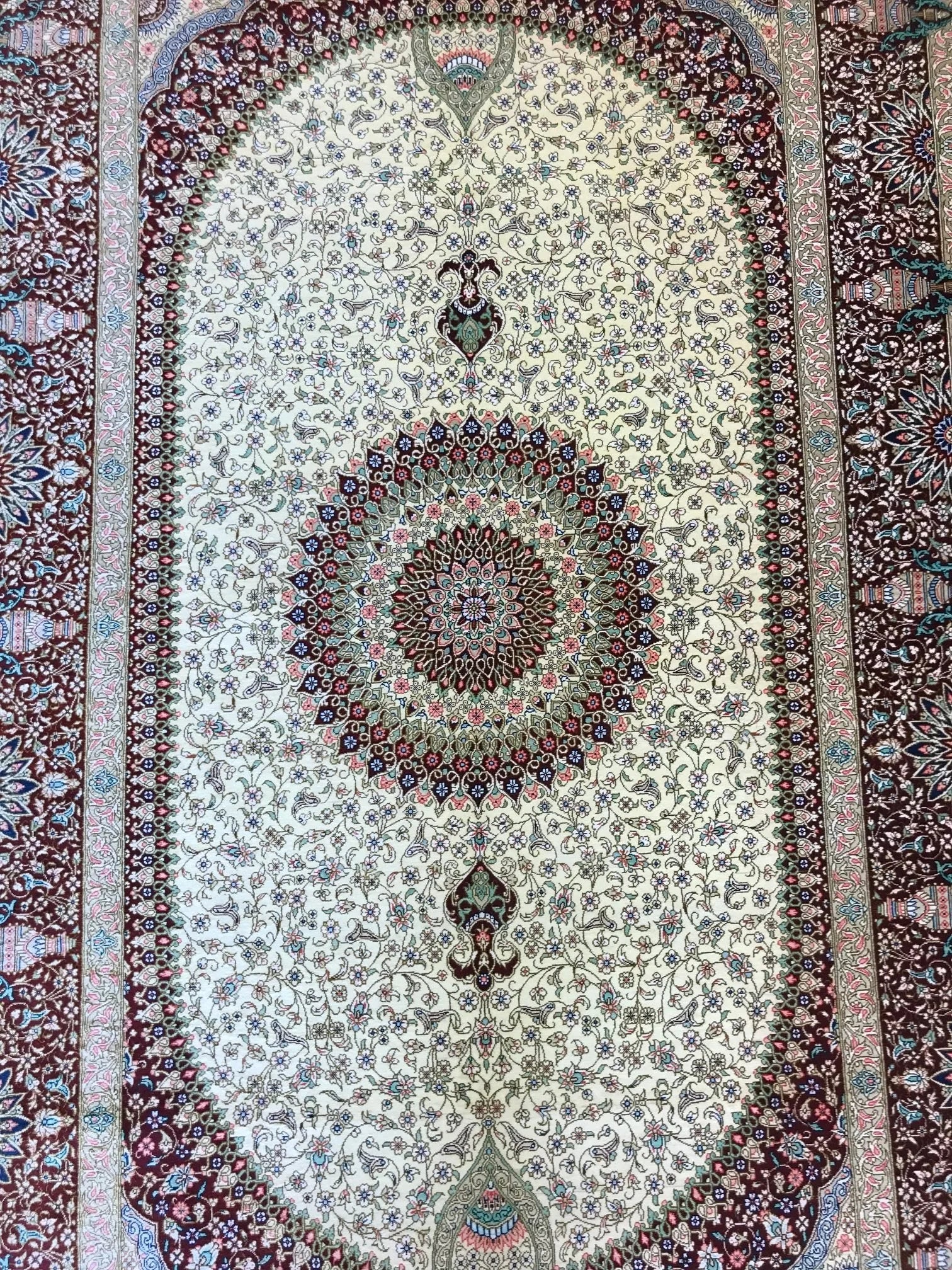 Qum 100% Silk Rug (4'2" x 6'9")