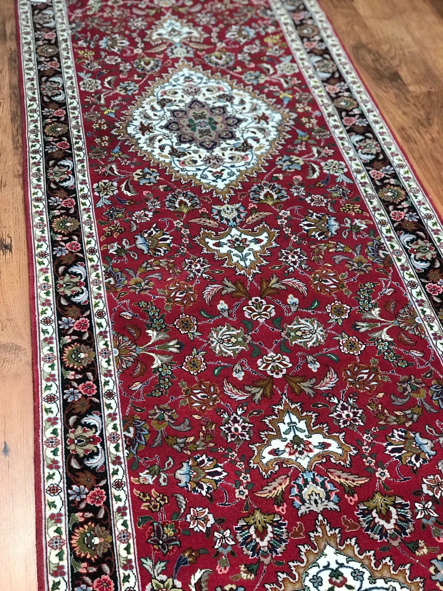 Javad Ghalam Tabriz Rug (2'9" x 9'11")
