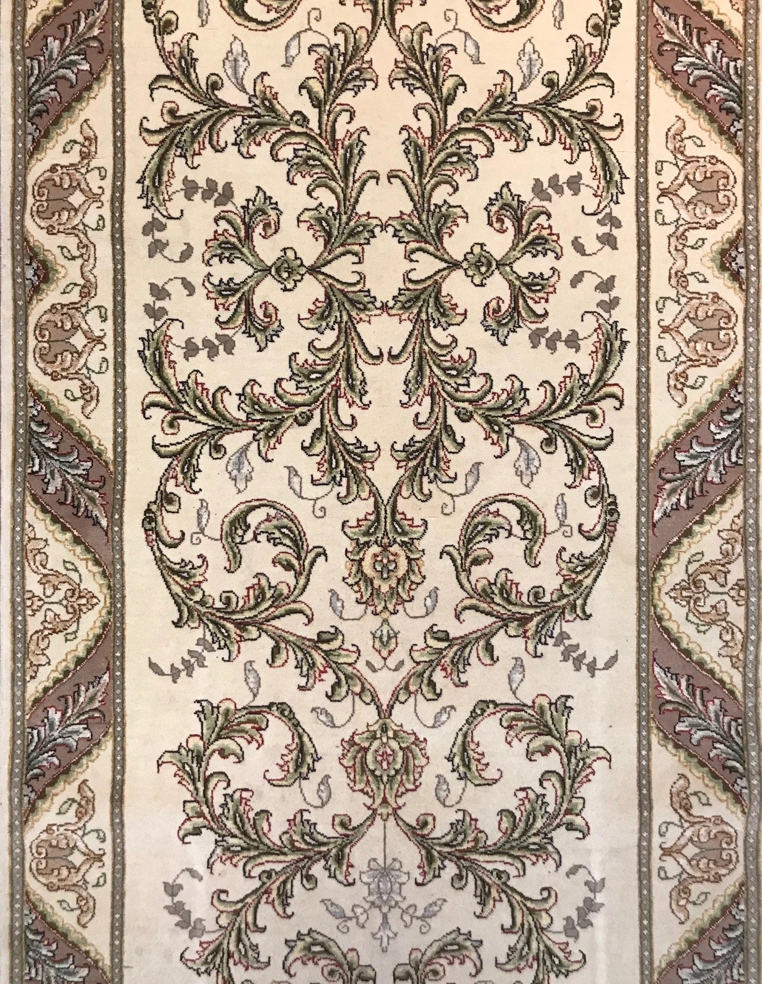 Tabriz Parvizian Rug (3'10" x 9'9")