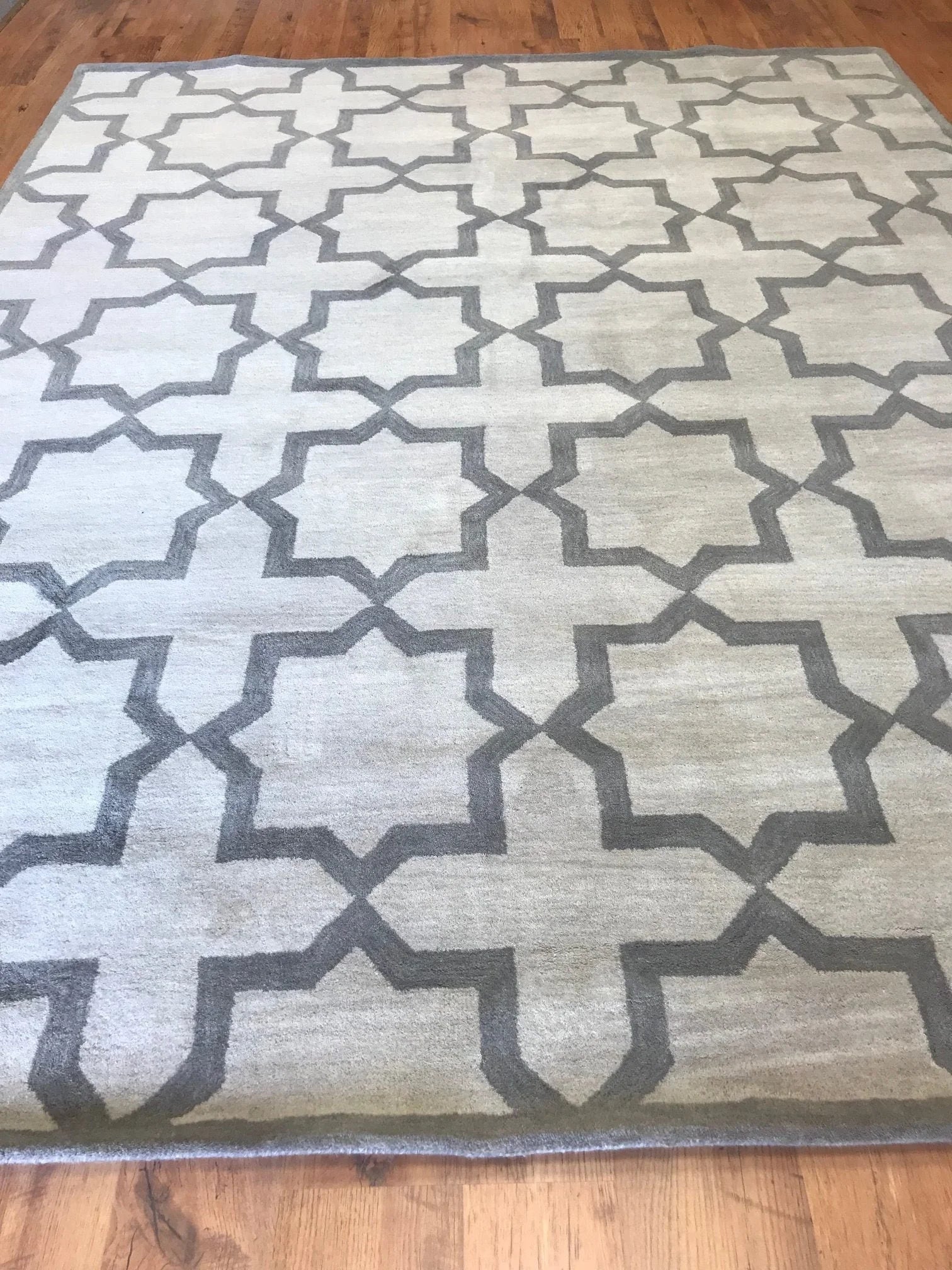 Gracie Contemporary Wool Rug (8'0" x 10'0")