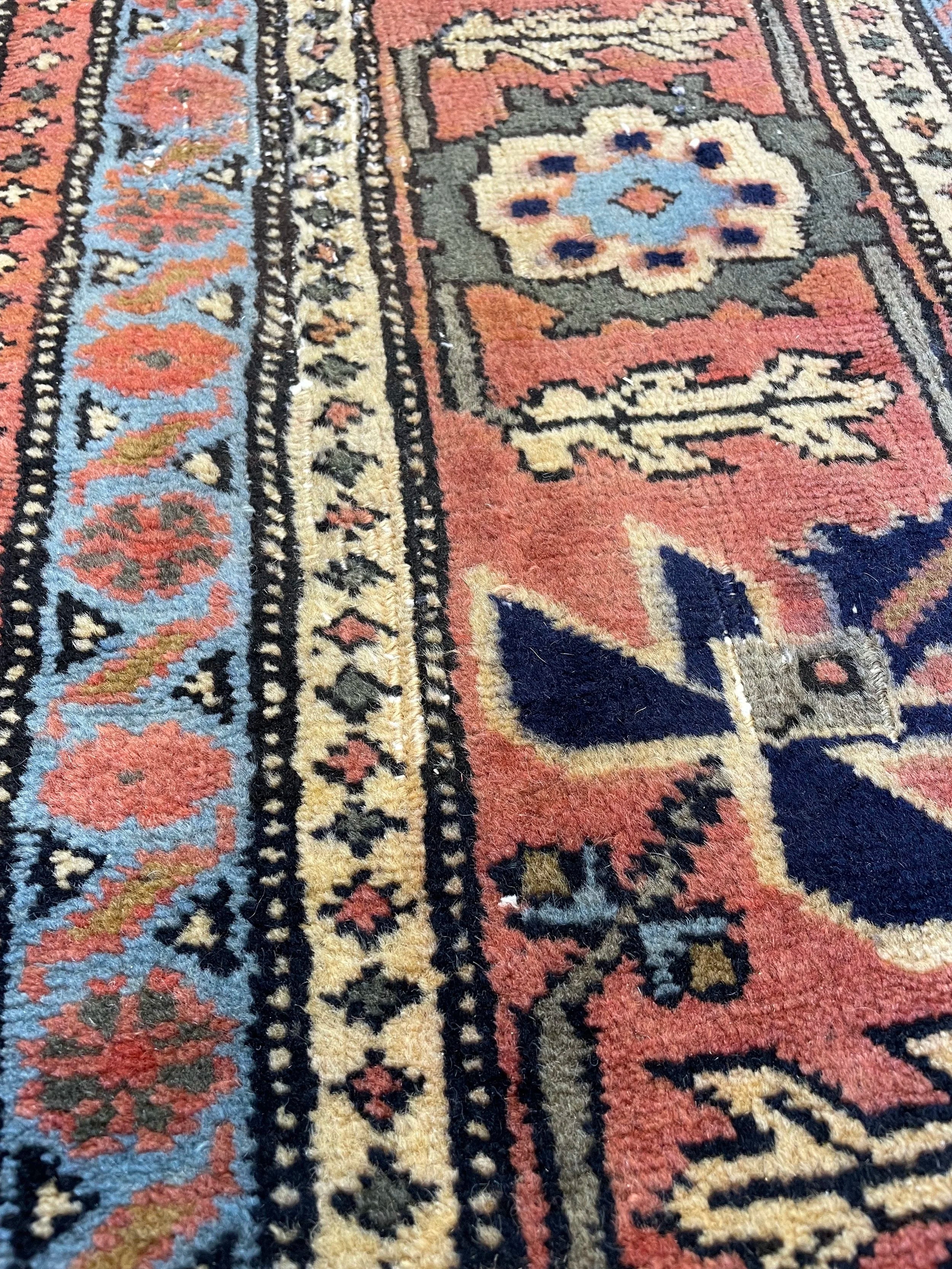 Ardebil Vintage Wool Rug (7'6" x 10'5")
