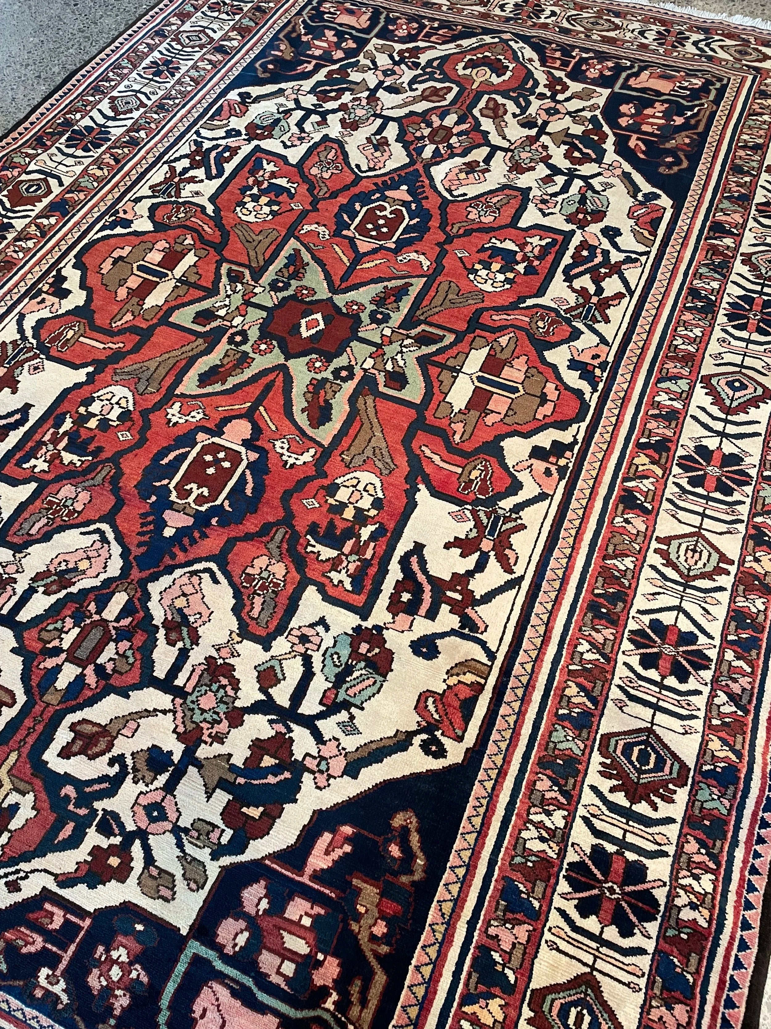 Bakhtiari Wool Rug (7x10)