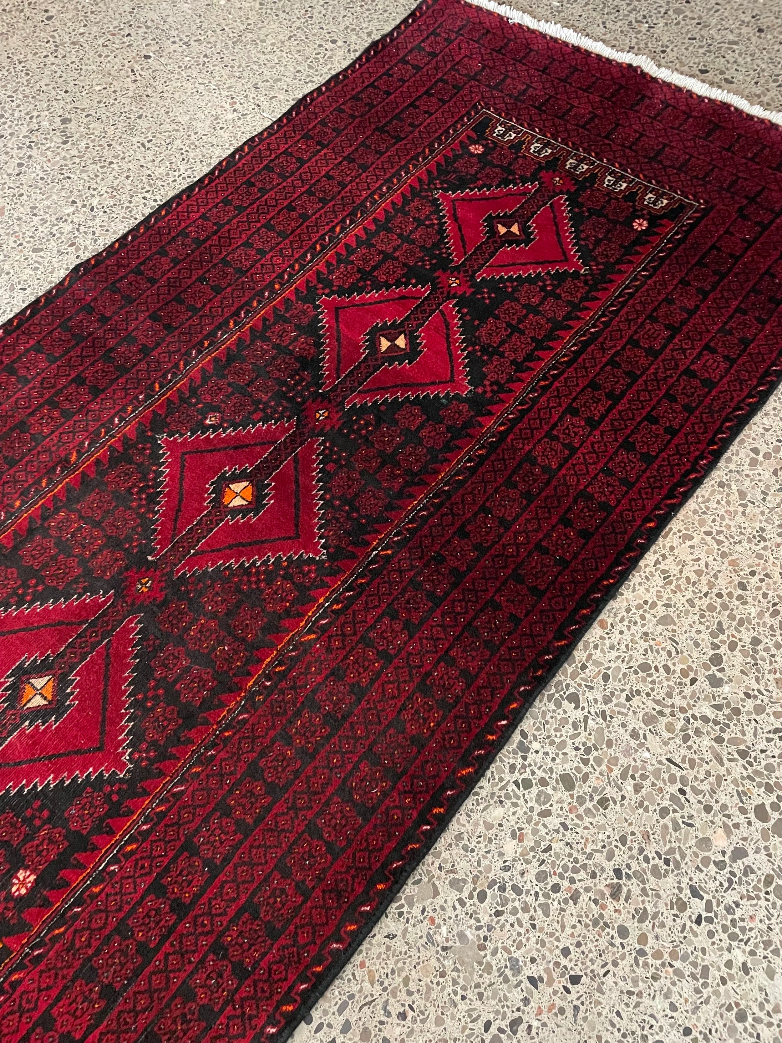 Baluchi Tribal Wool Rug (3'5" x 6'10")
