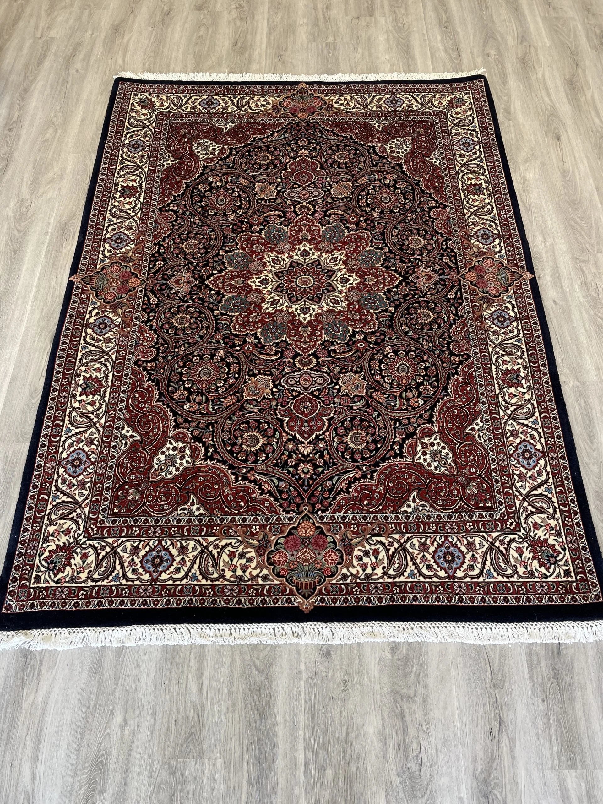 Bijar Wool & Silk Rug (5'2" x 7'1")