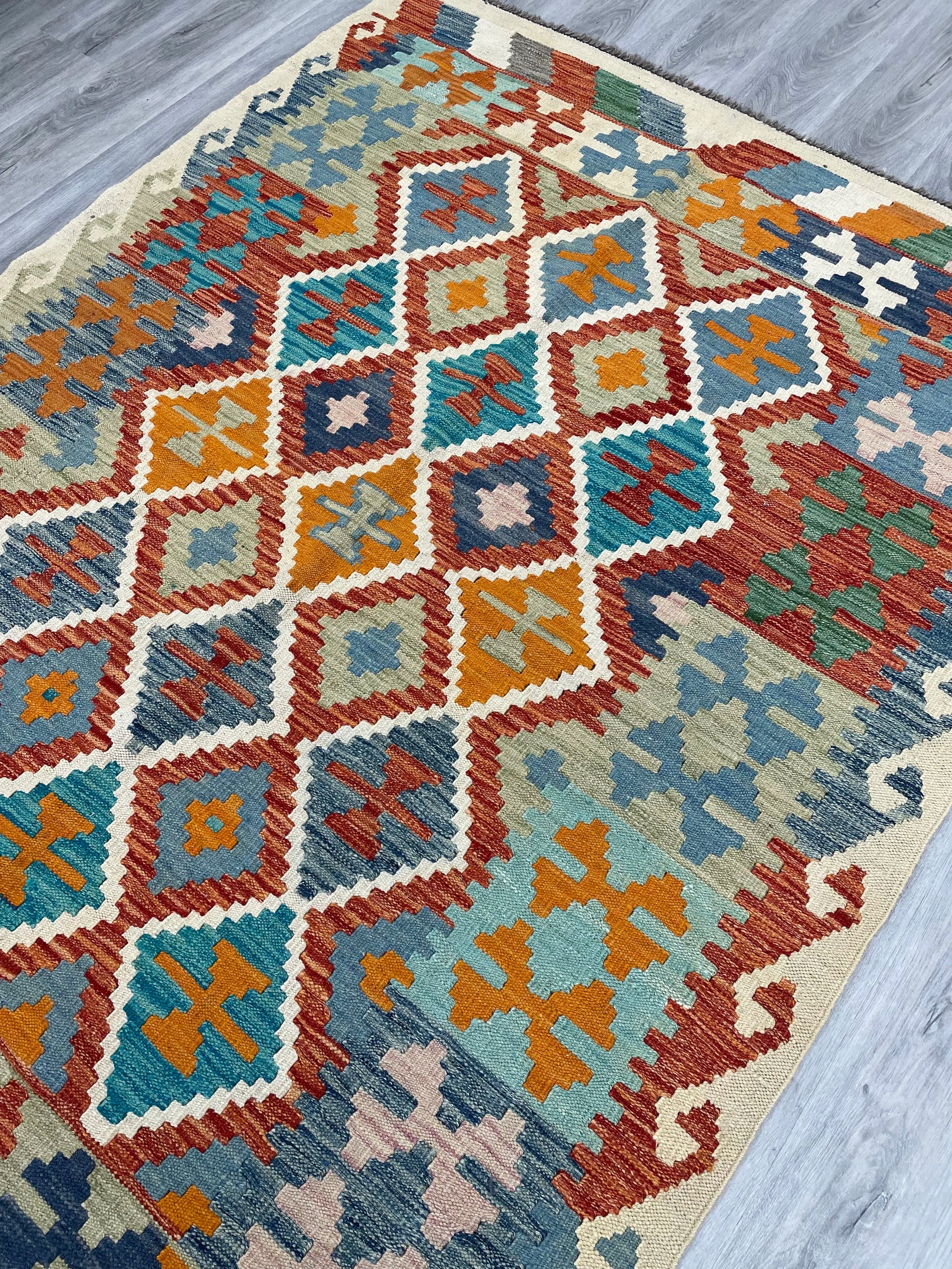 Kilim Rug (5x7)