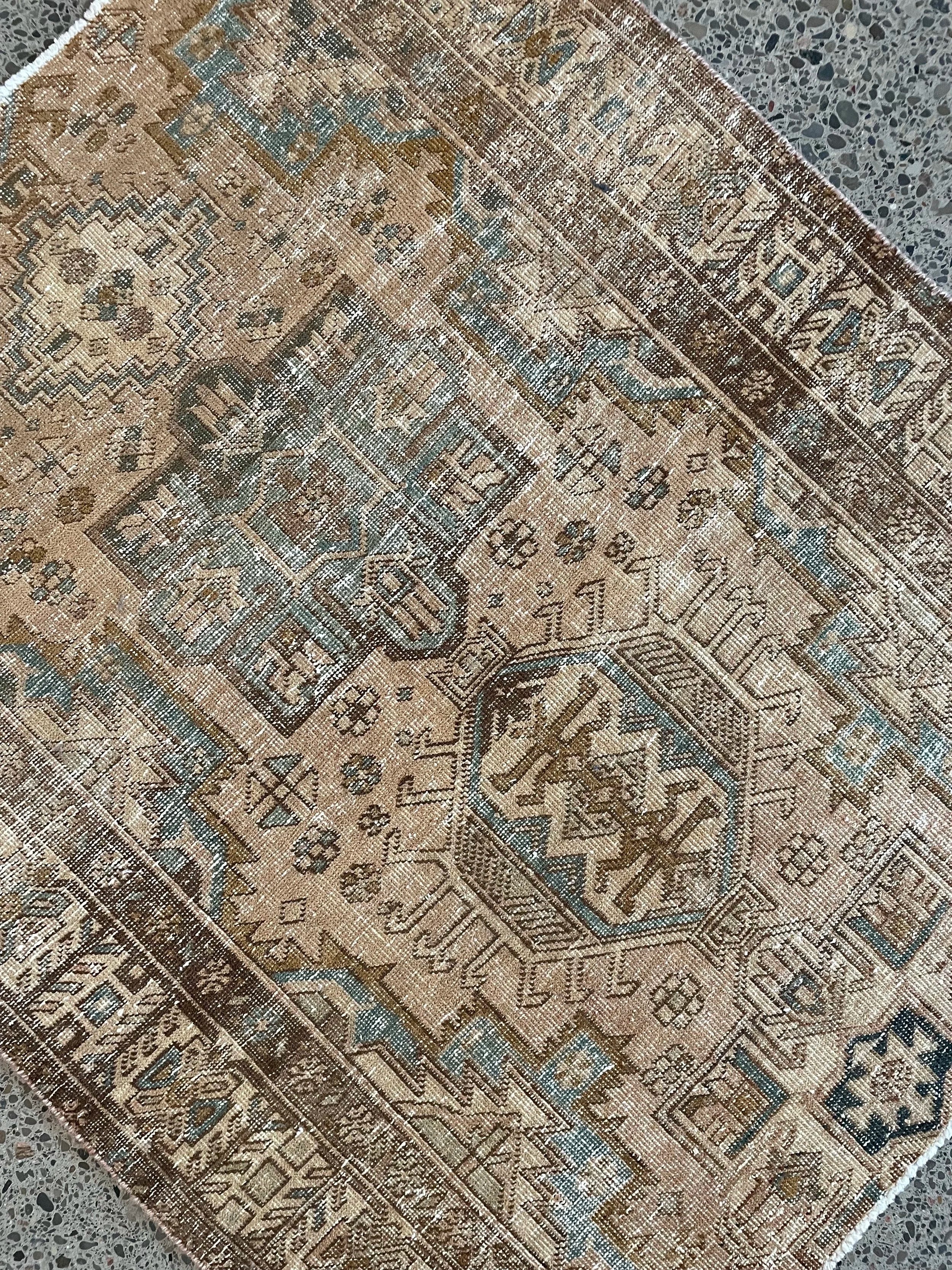 Karajeh Vintage Wool Rug (3'7" x 4'2")