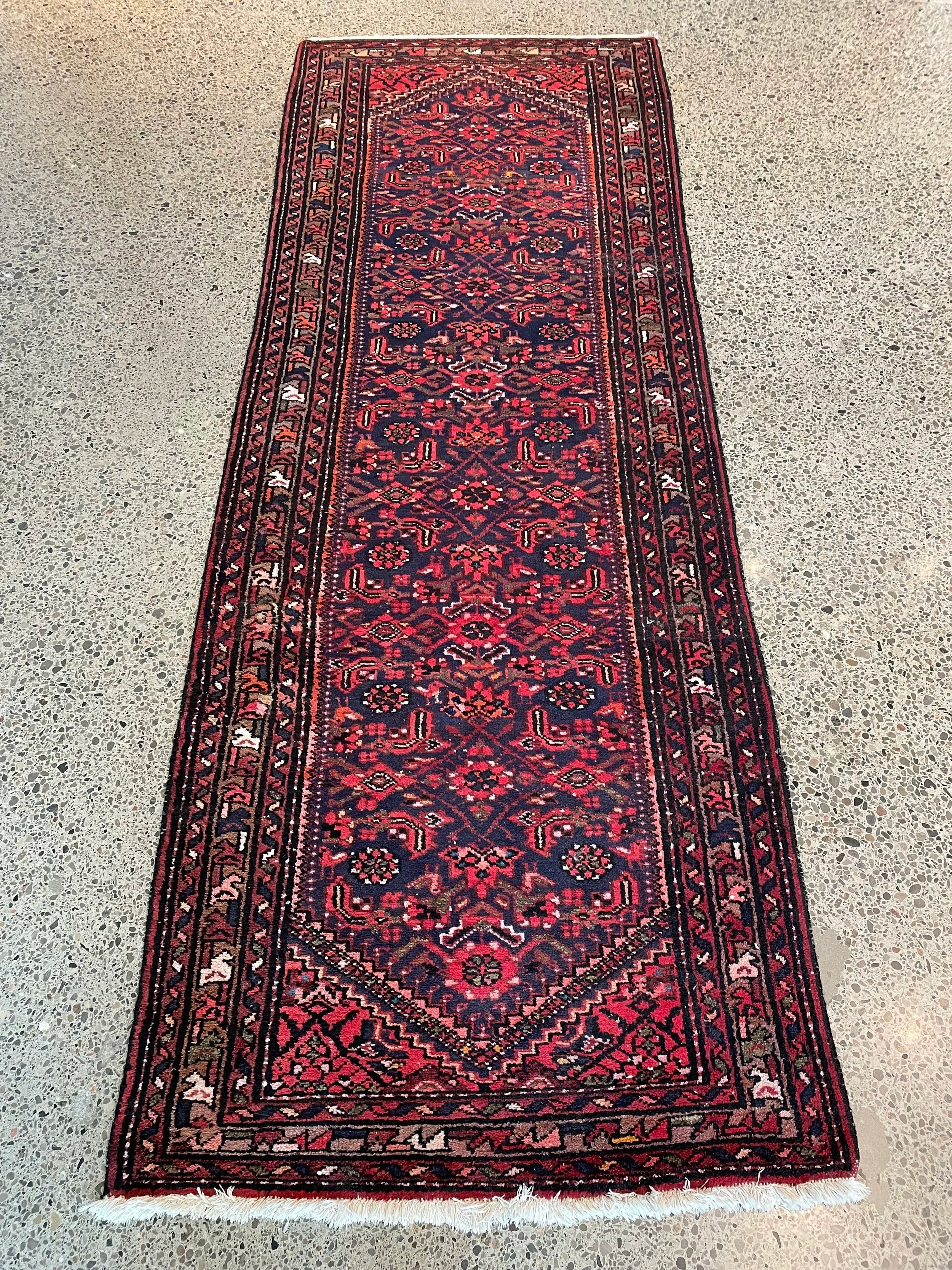 Hamedan Vintage Wool Rug Runner (3'5" x 9'8")