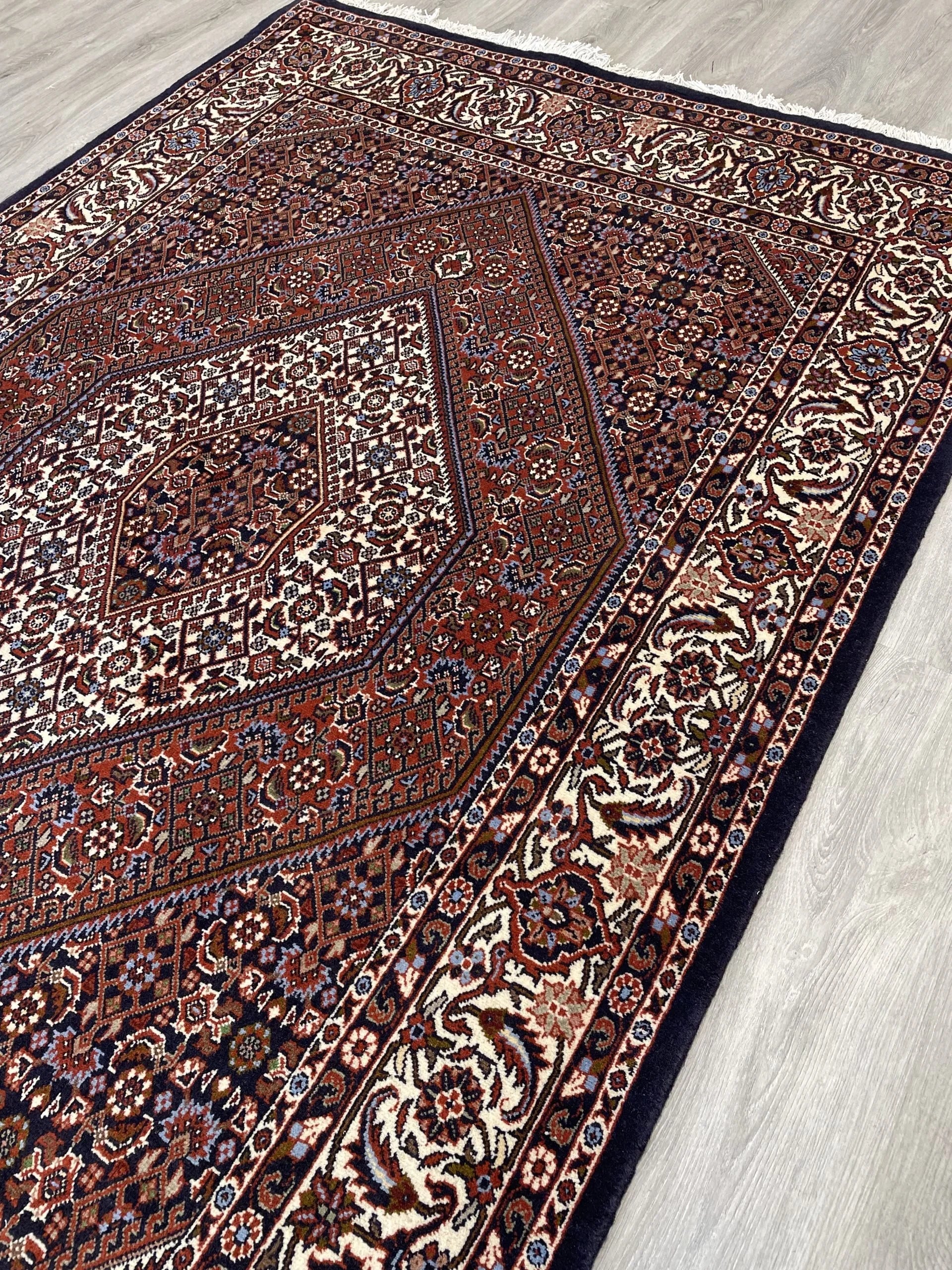 Bijar Wool Rug (4'8" x 7'2")