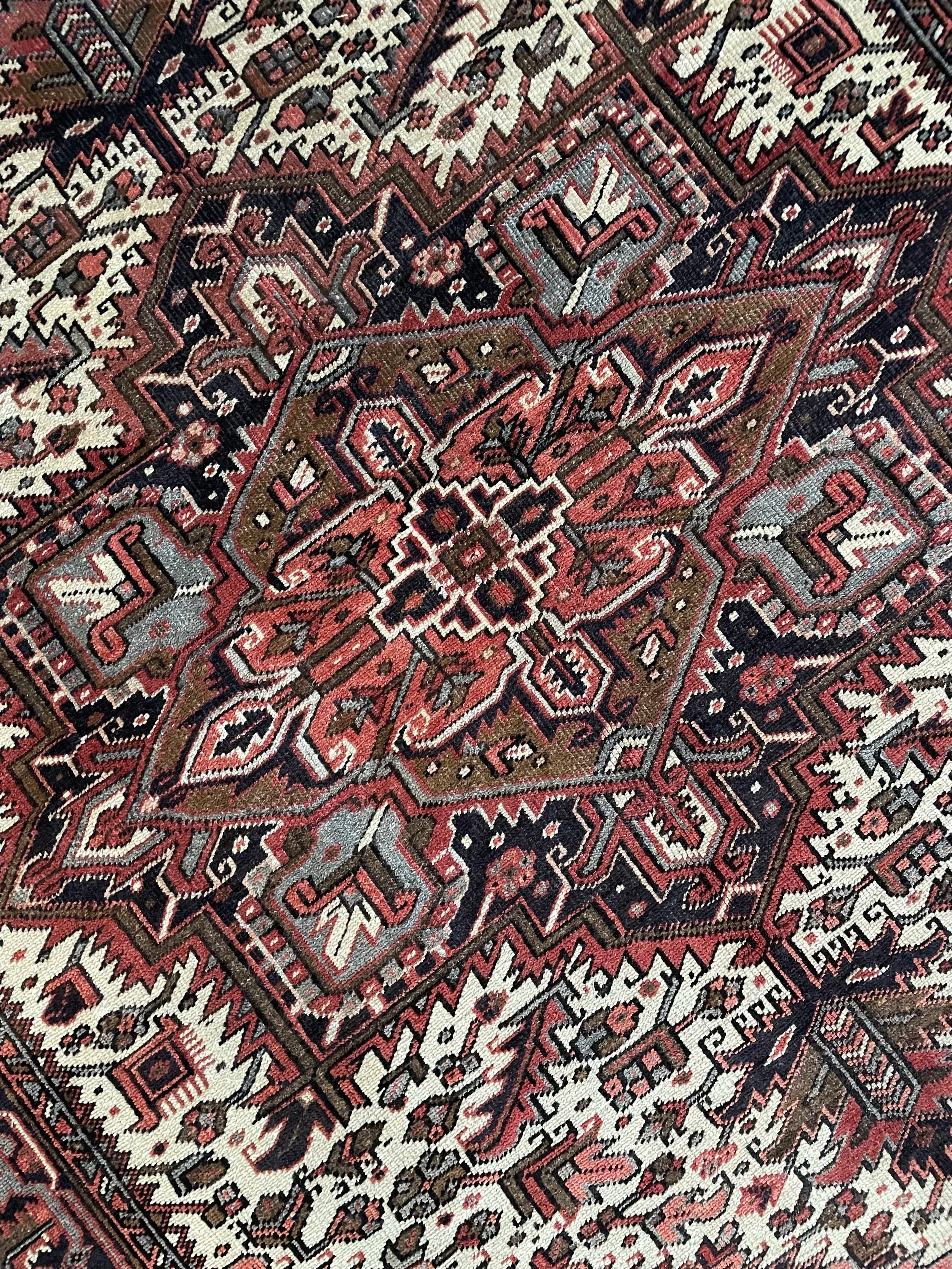 Wool Heriz Rug (7'8" x 10'6")