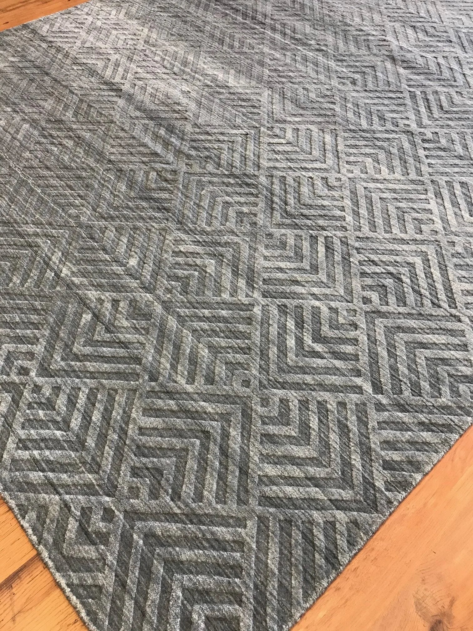 Artisan Modern Rug (8'0" x 9'10")