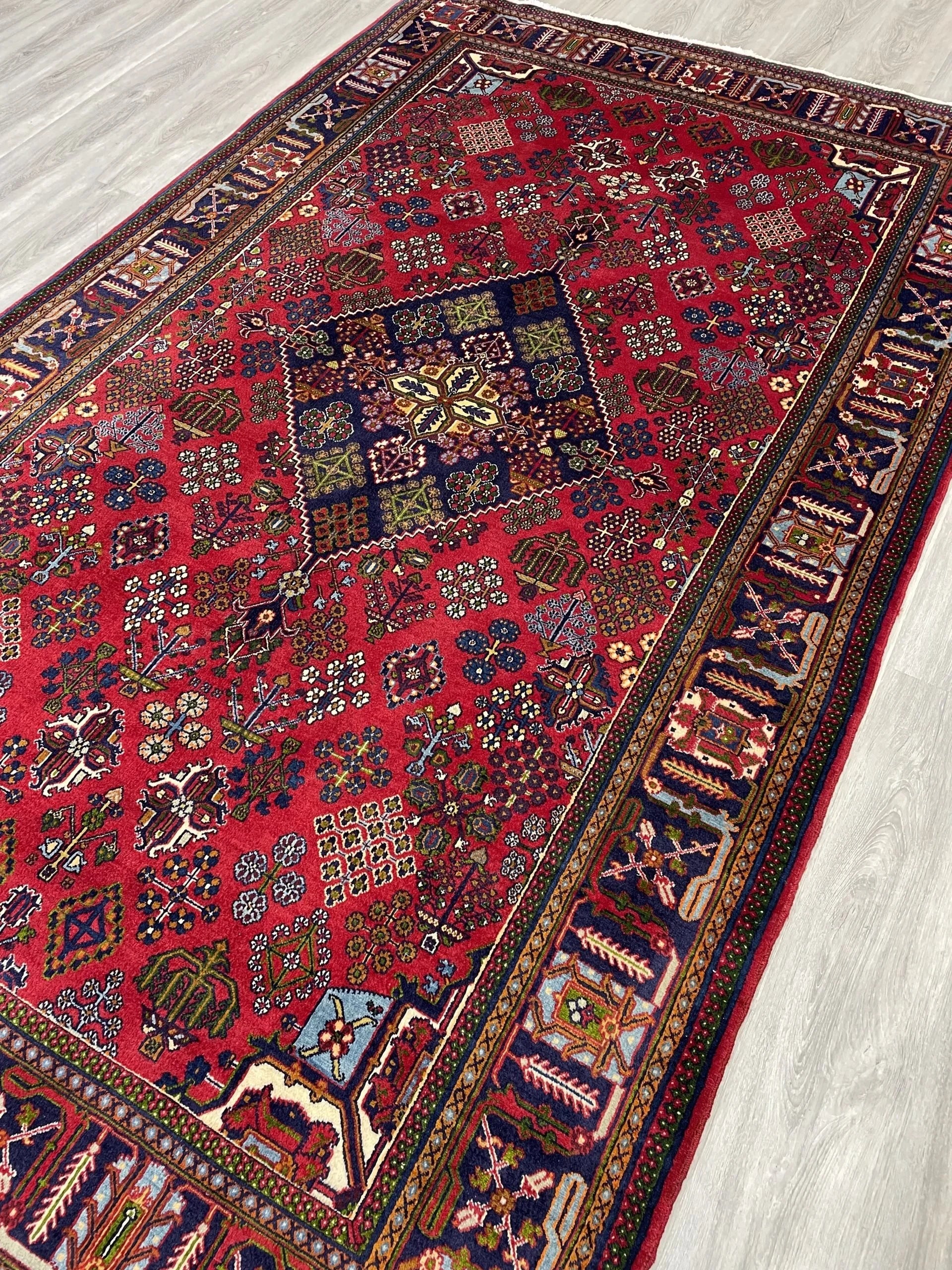 Meymeh Tribal Wool Rug (5'3" x 8'5")