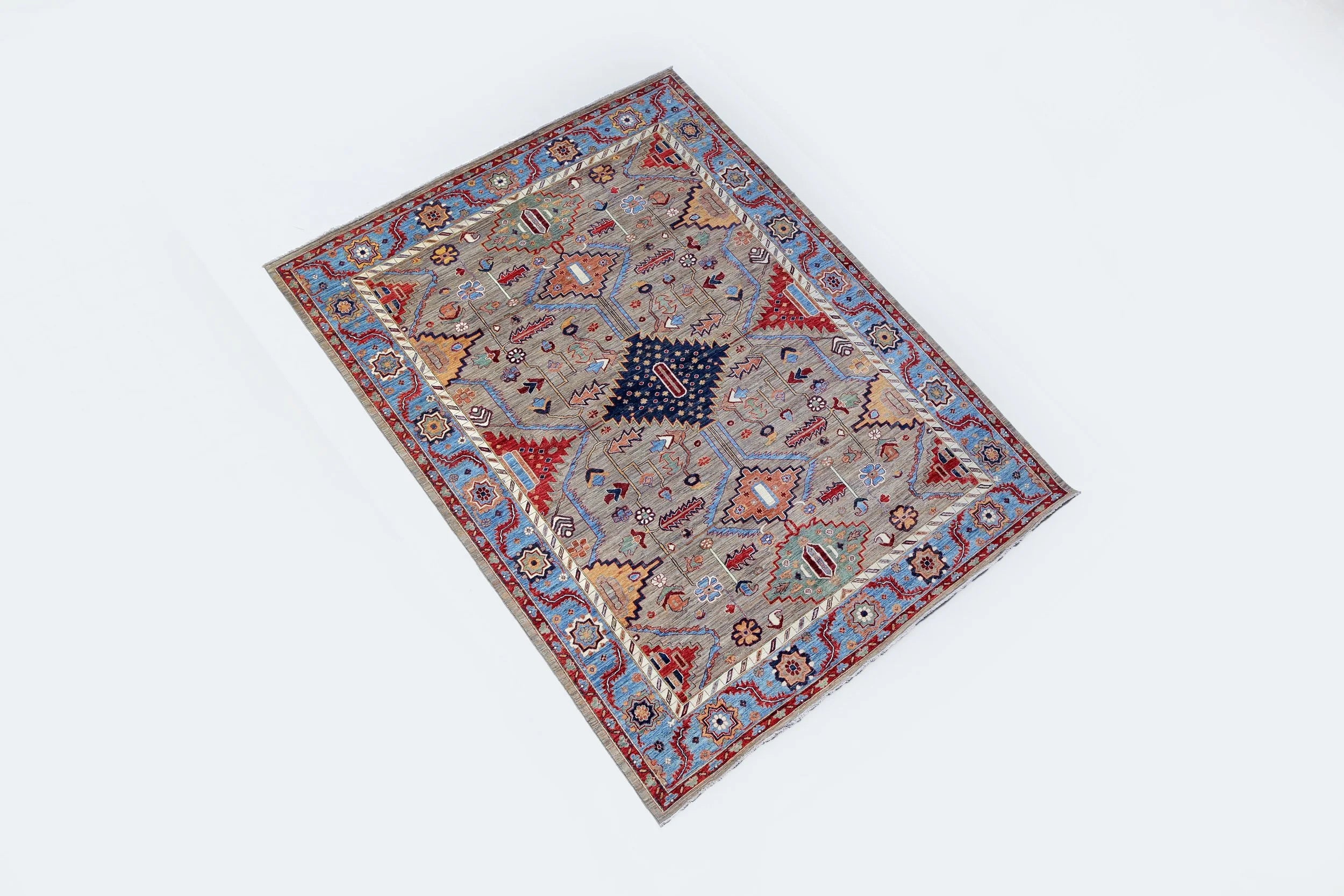 Serapi Wool Rug (8'11" x 11'9")