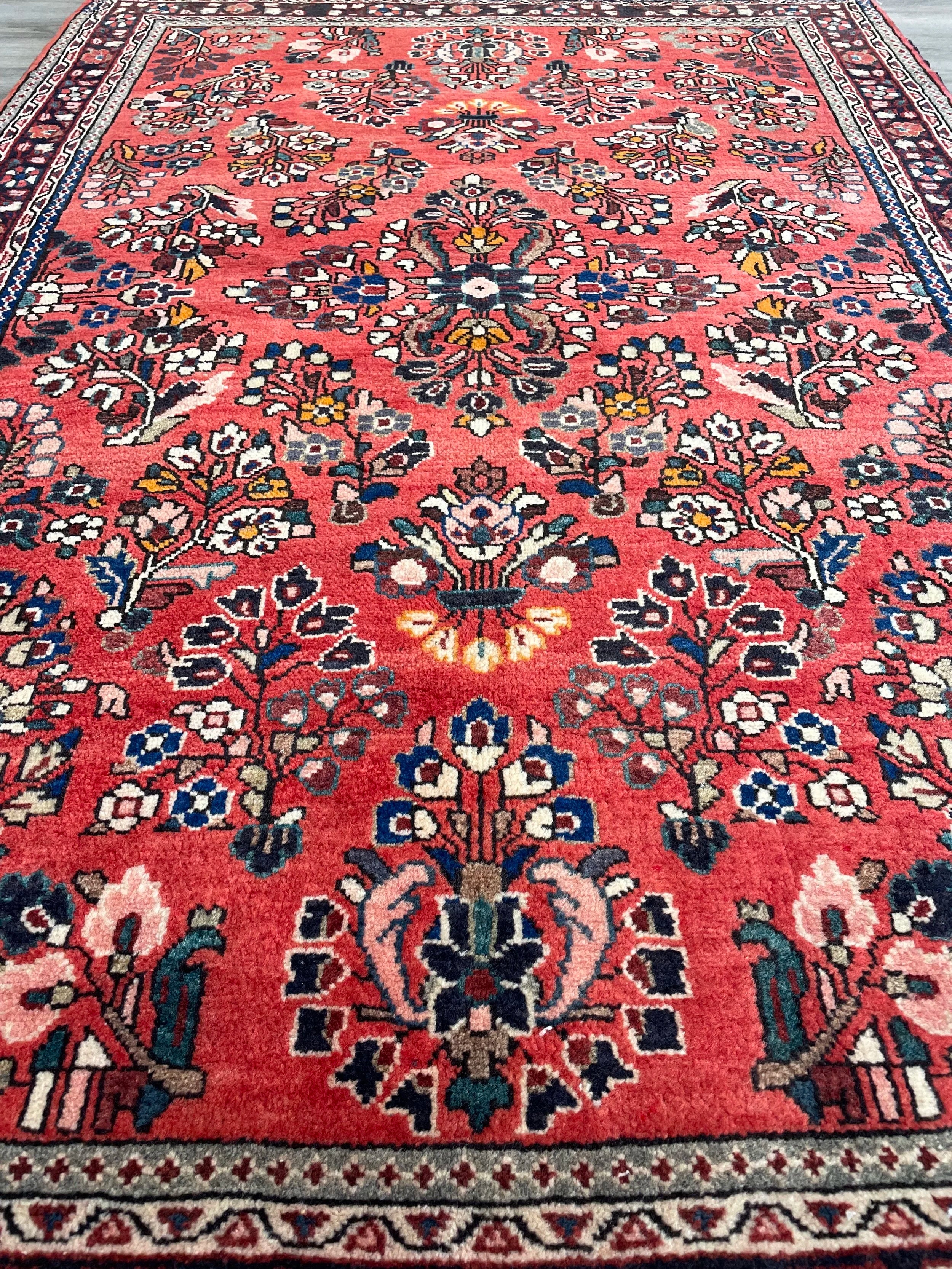 Sarough Wool Rug (3'5" x 5'1")