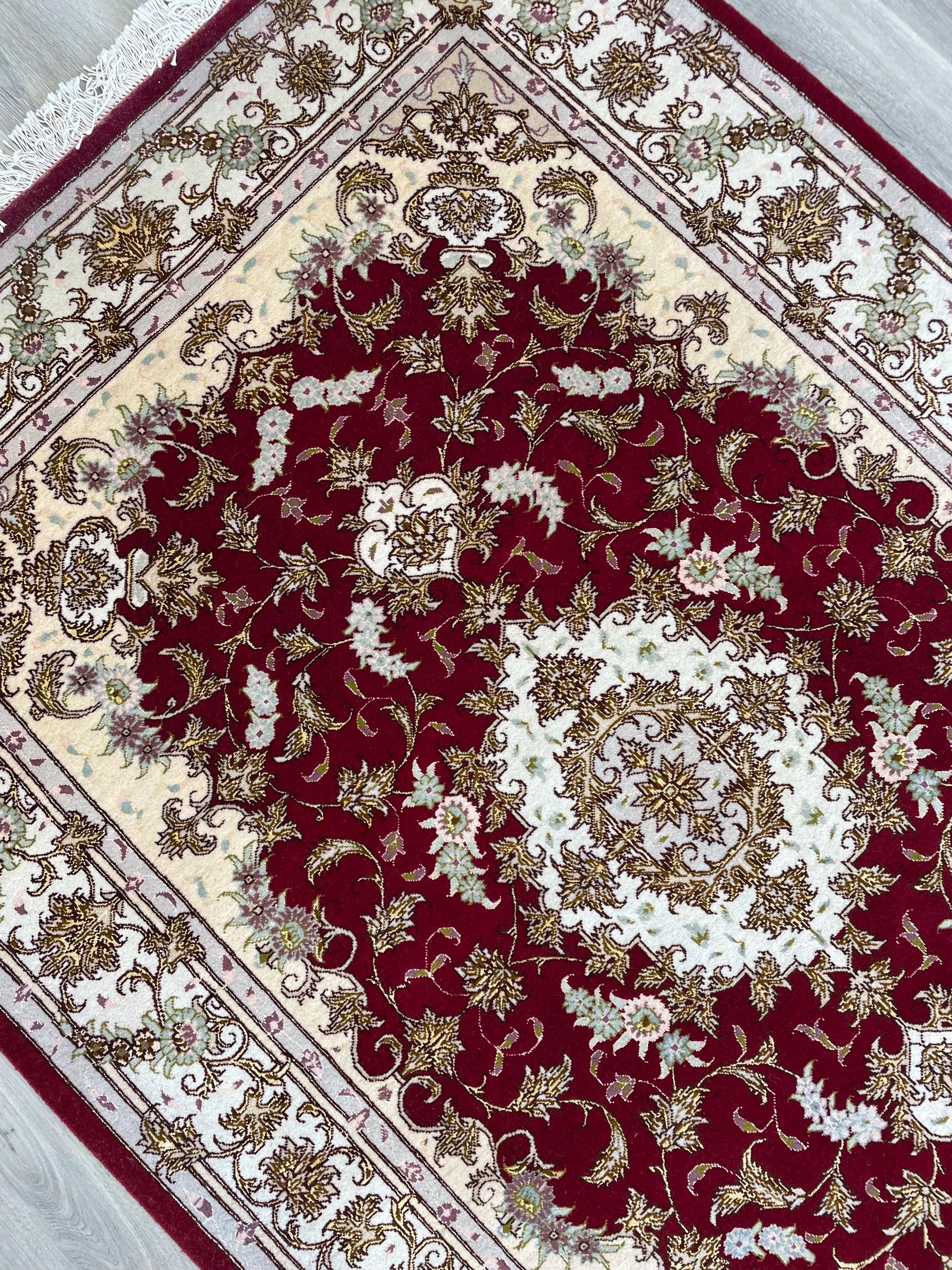 Tabriz Wool & Silk Rug (3'11" x 5'9")