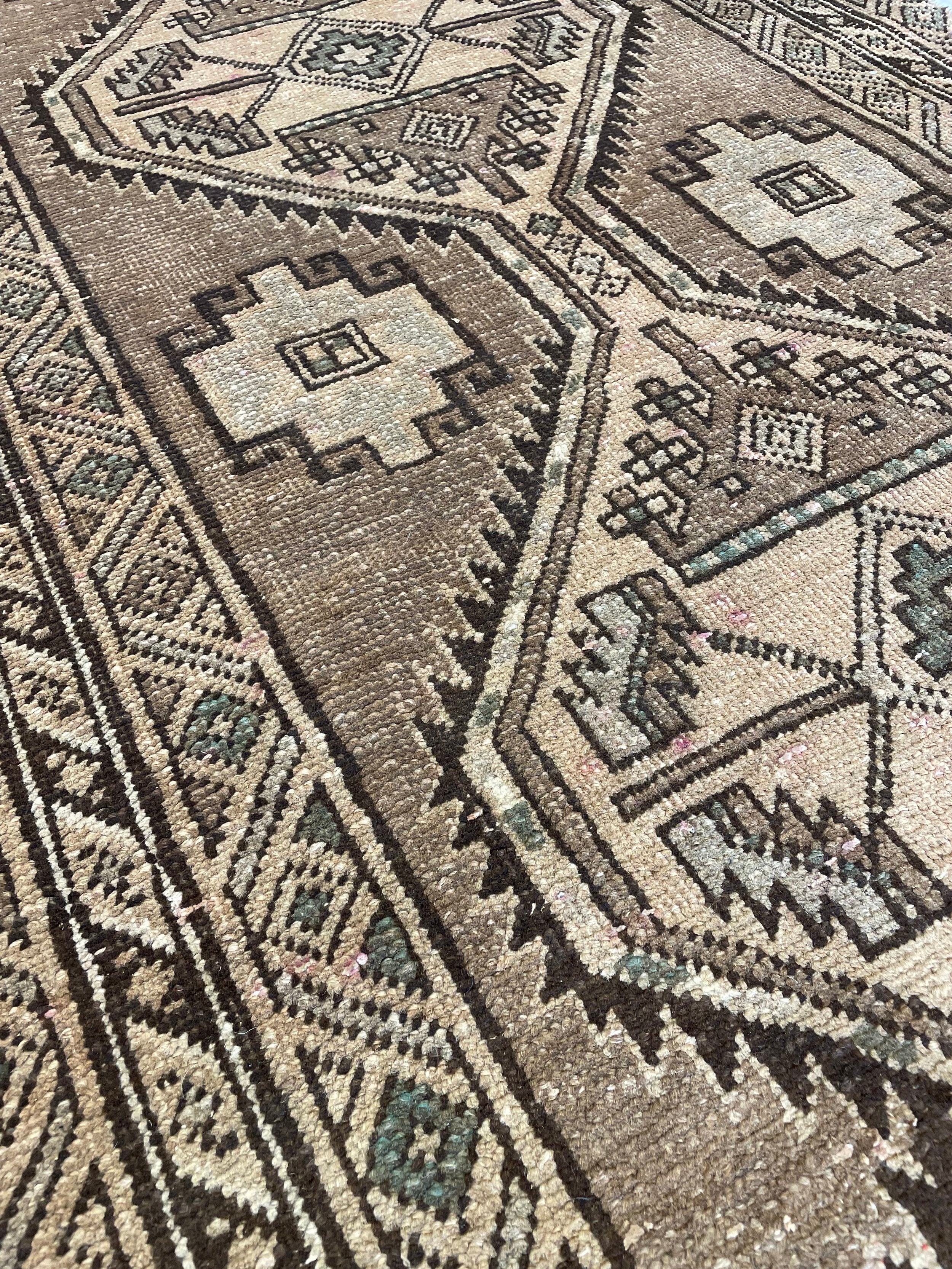 Hamedan Vintage Wool Rug Runner (3'6" x 11'8")