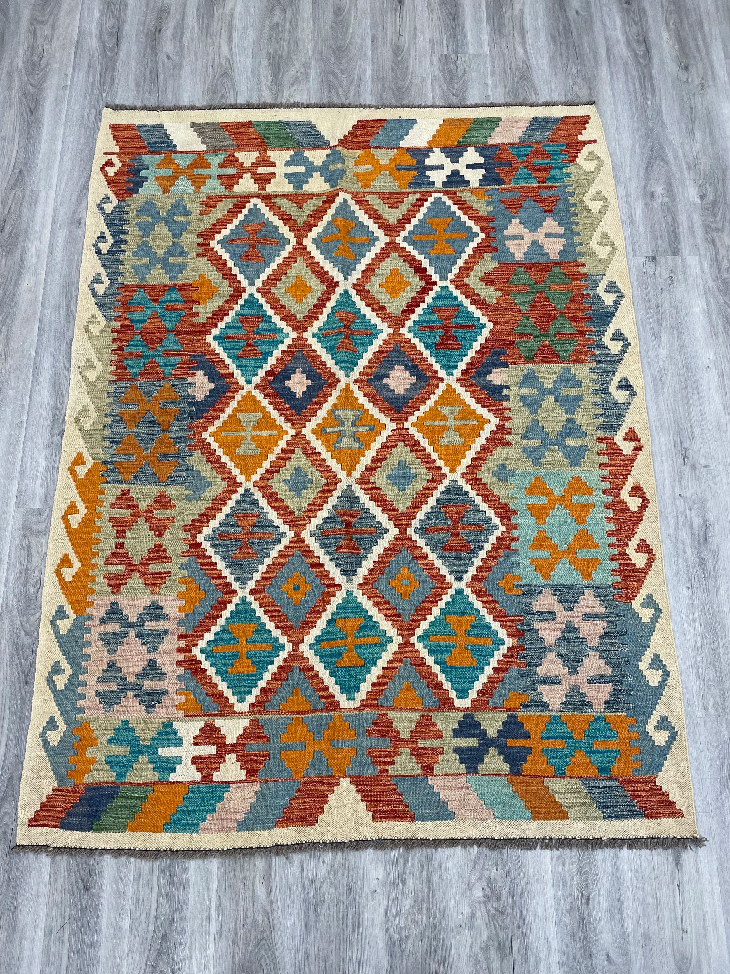 Kilim Rug (5x7)