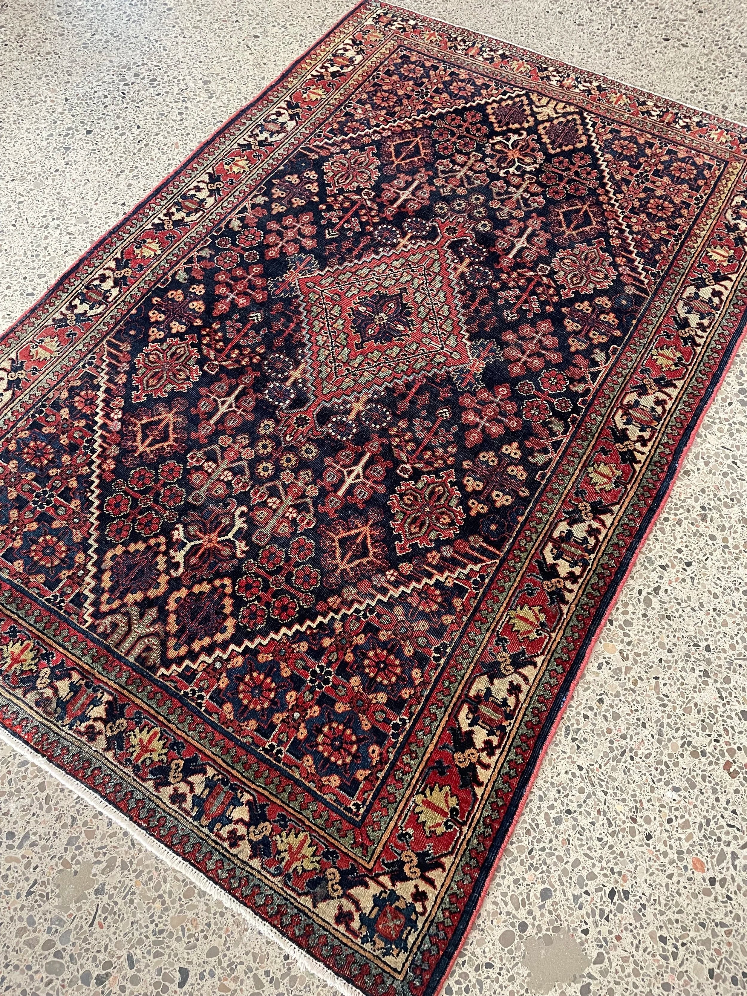 Joshaghan Semi-Antique Wool Rug (4'3" x 6'7")