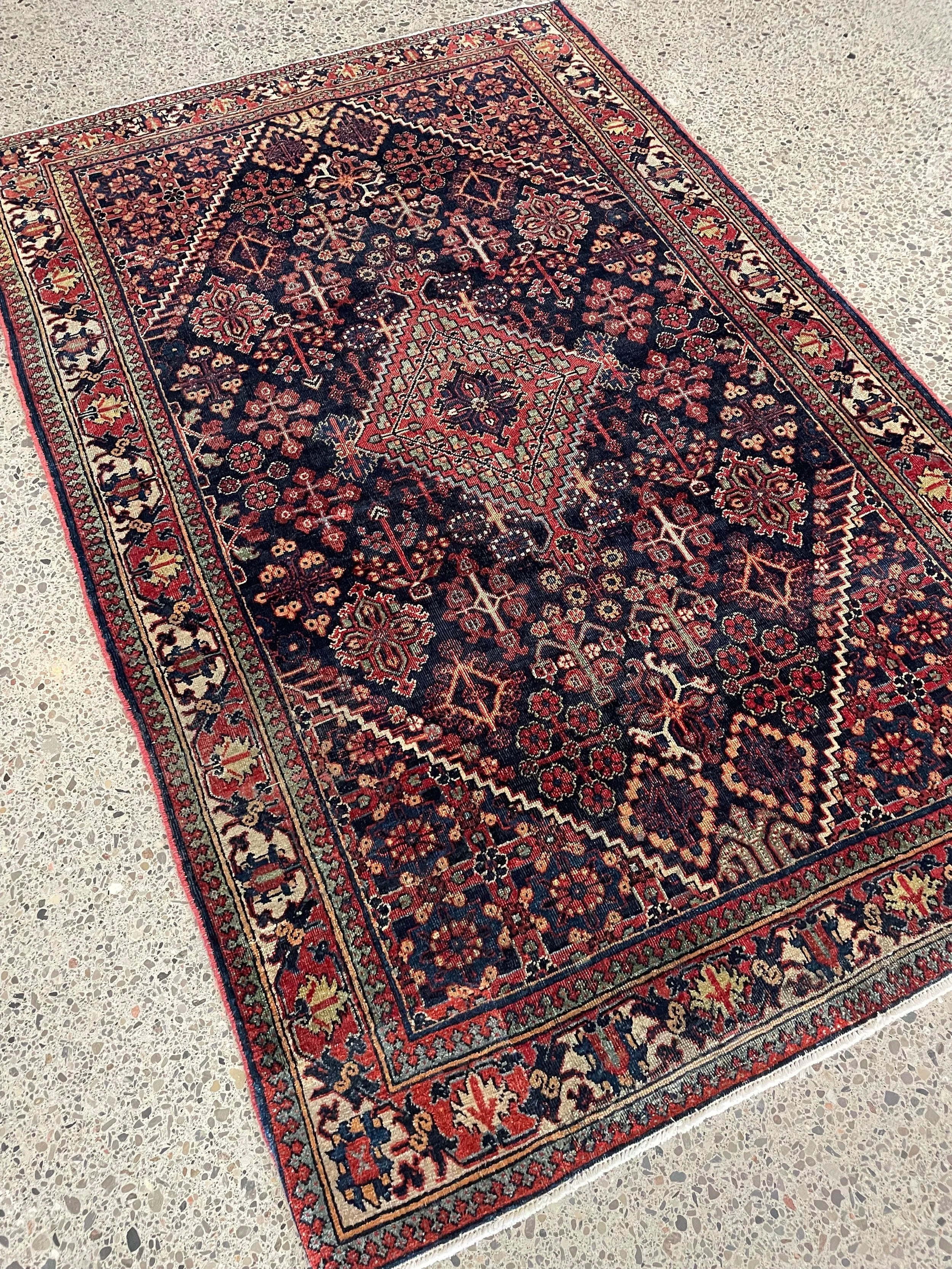 Joshaghan Semi-Antique Wool Rug (4'3" x 6'7")