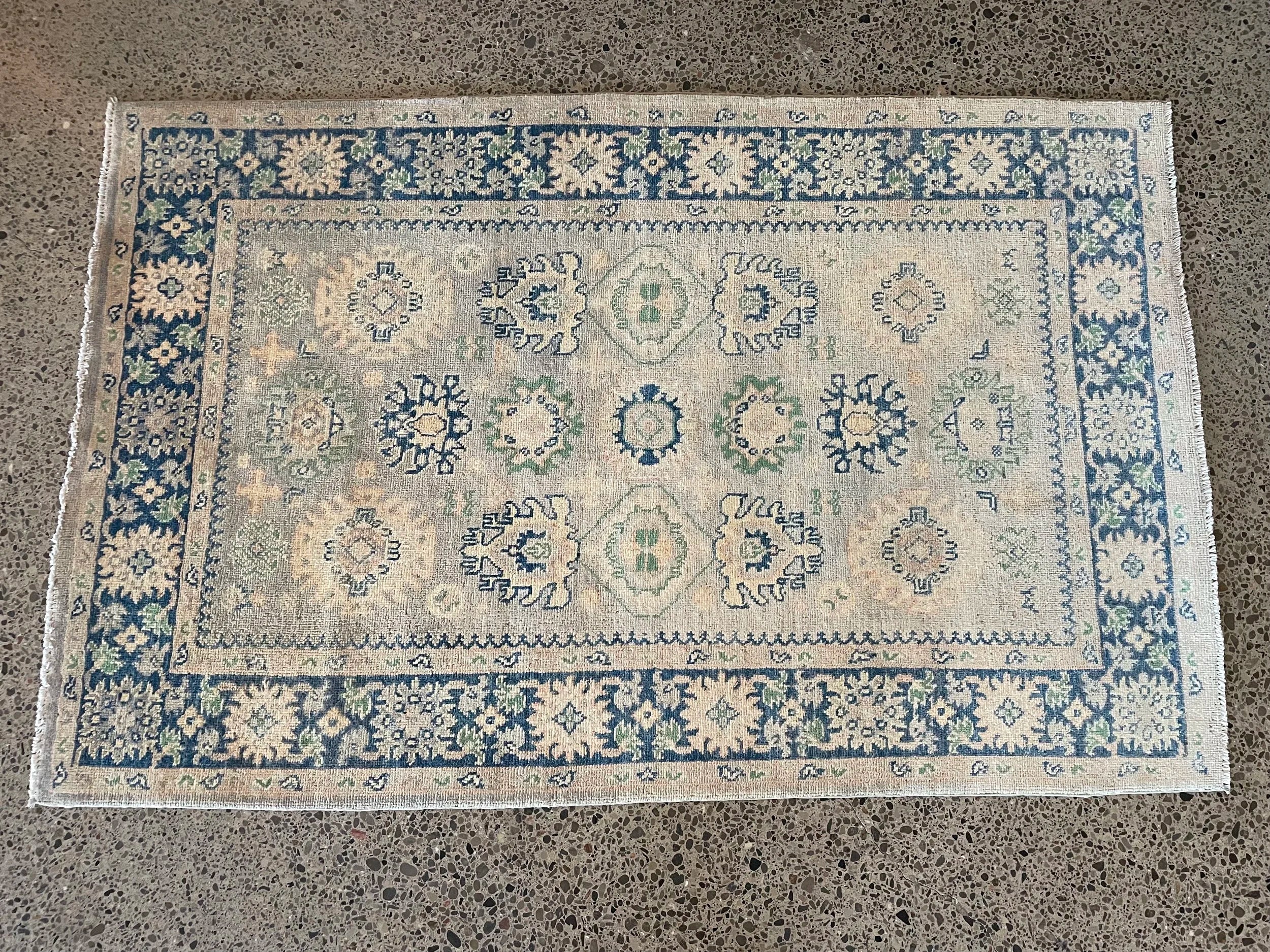 Kazak Wool Rug (4'1" x 6'2")