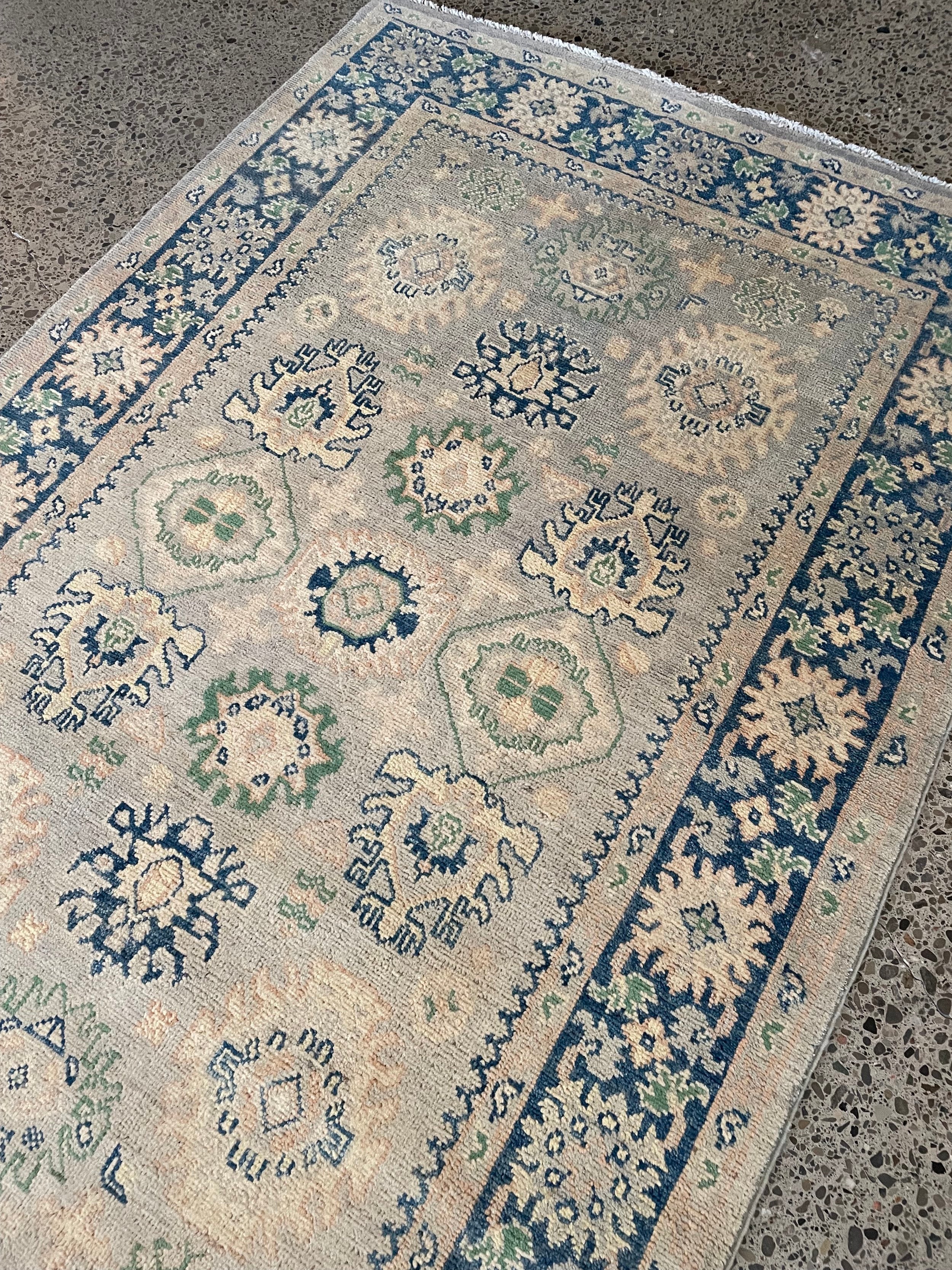 Kazak Wool Rug (4'1" x 6'2")