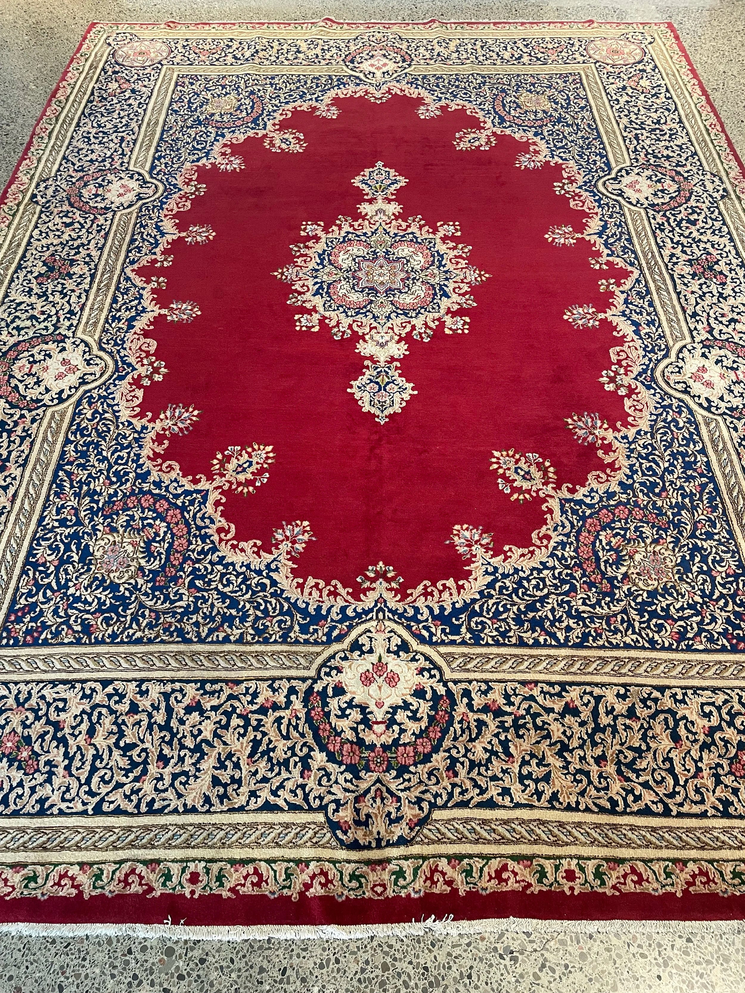 Semi-Antique Kerman Rug (9'9" x 13'1")
