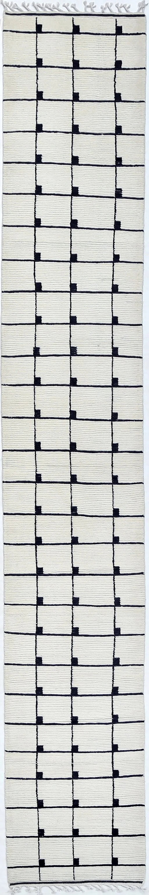 Contemporary Wool Runner Rug (2'5" x 16'9")