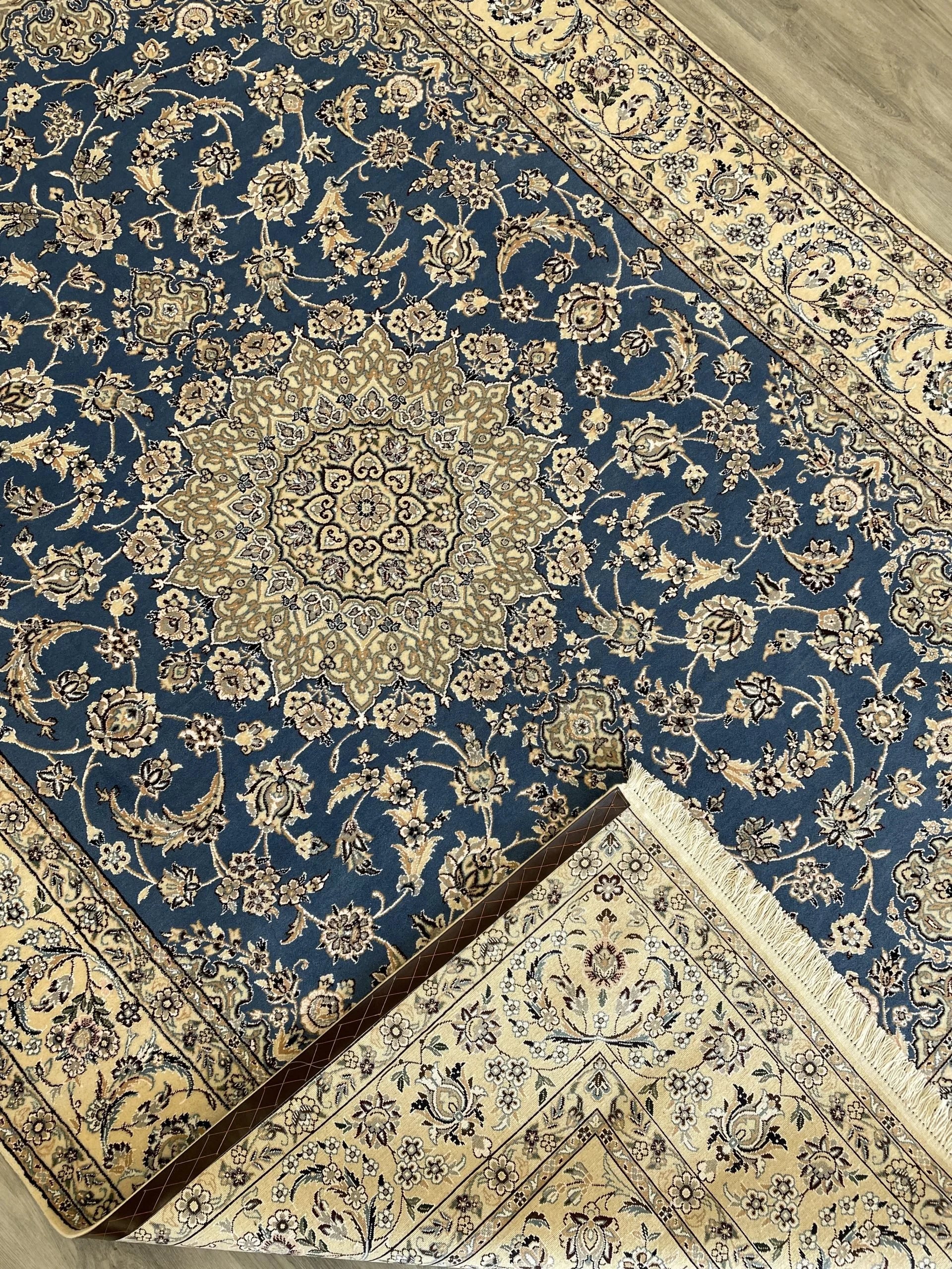 Naeen Wool & Silk Rug (6'9" x 10'1")