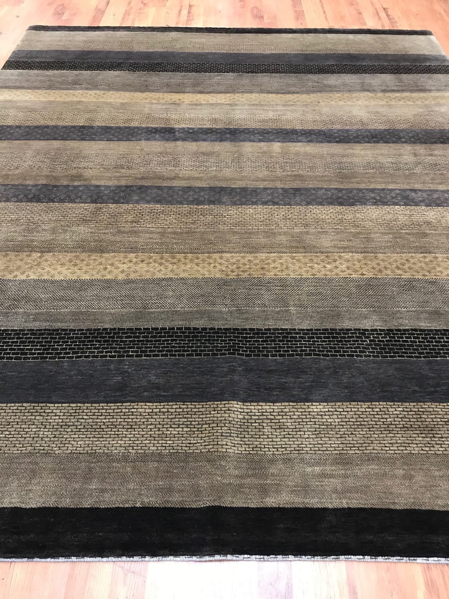 Wool Gabbeh Rug (8'4" x 9'11")