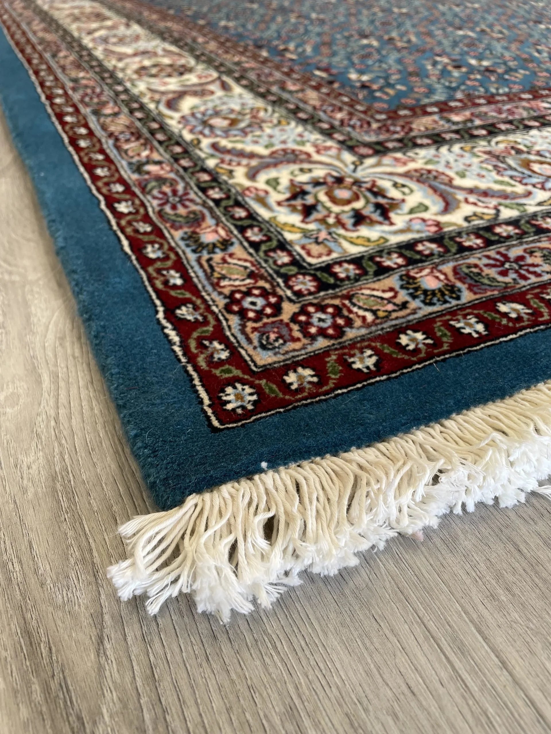 Moud Wool & Silk Rug (5'0" x 7'1")