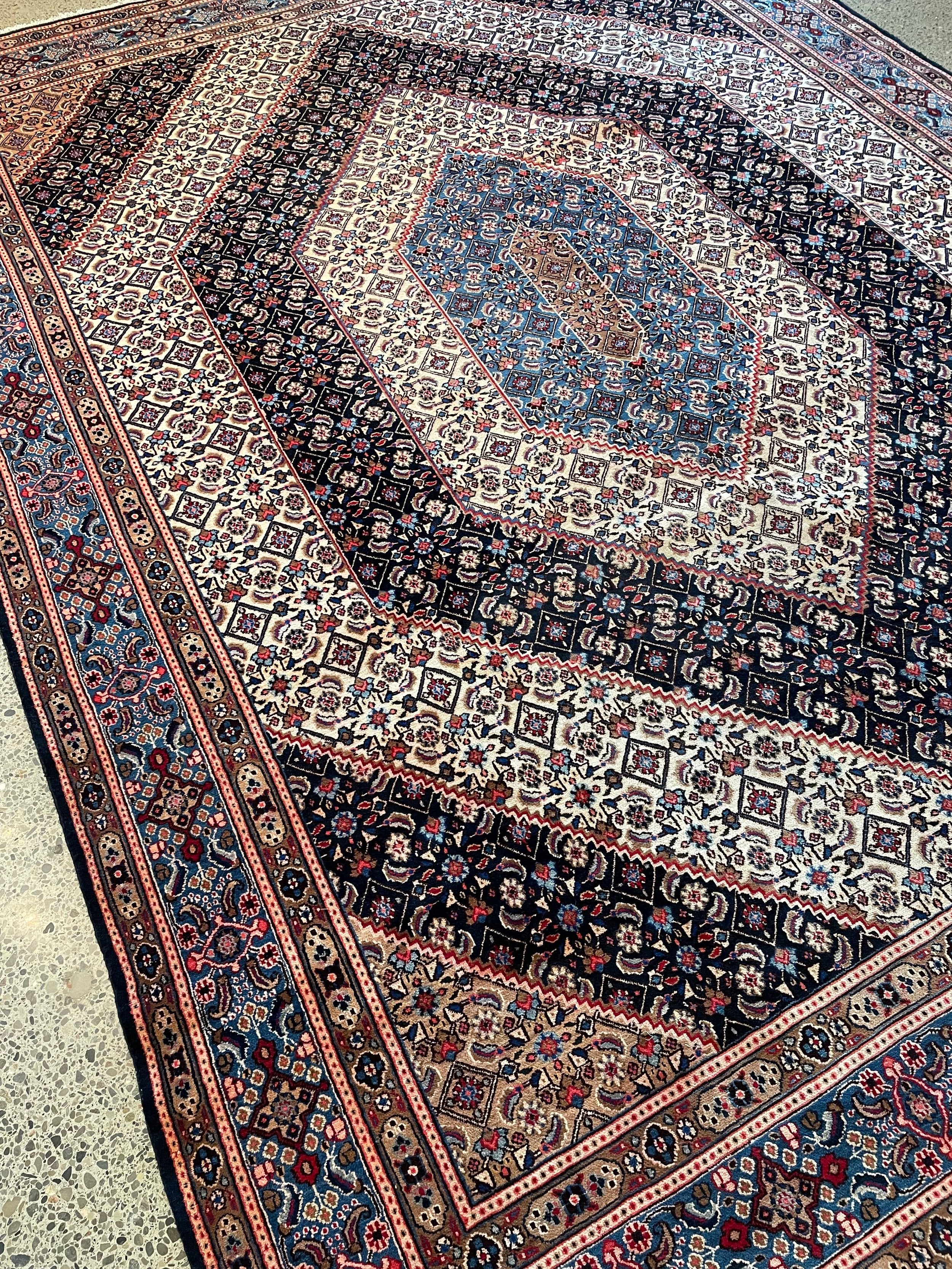 Moud Wool Rug (10x13)