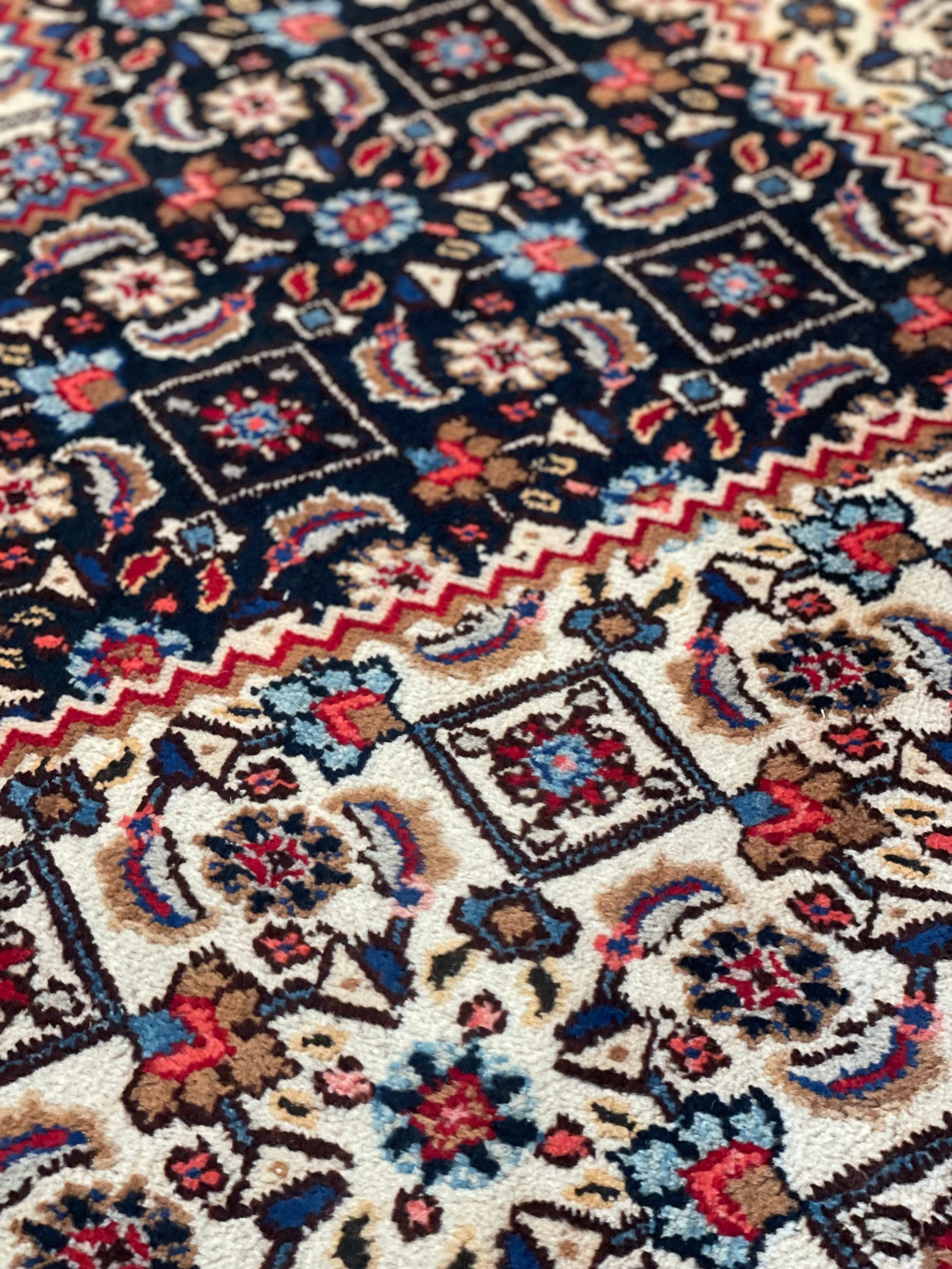 Moud Wool Rug (10x13)