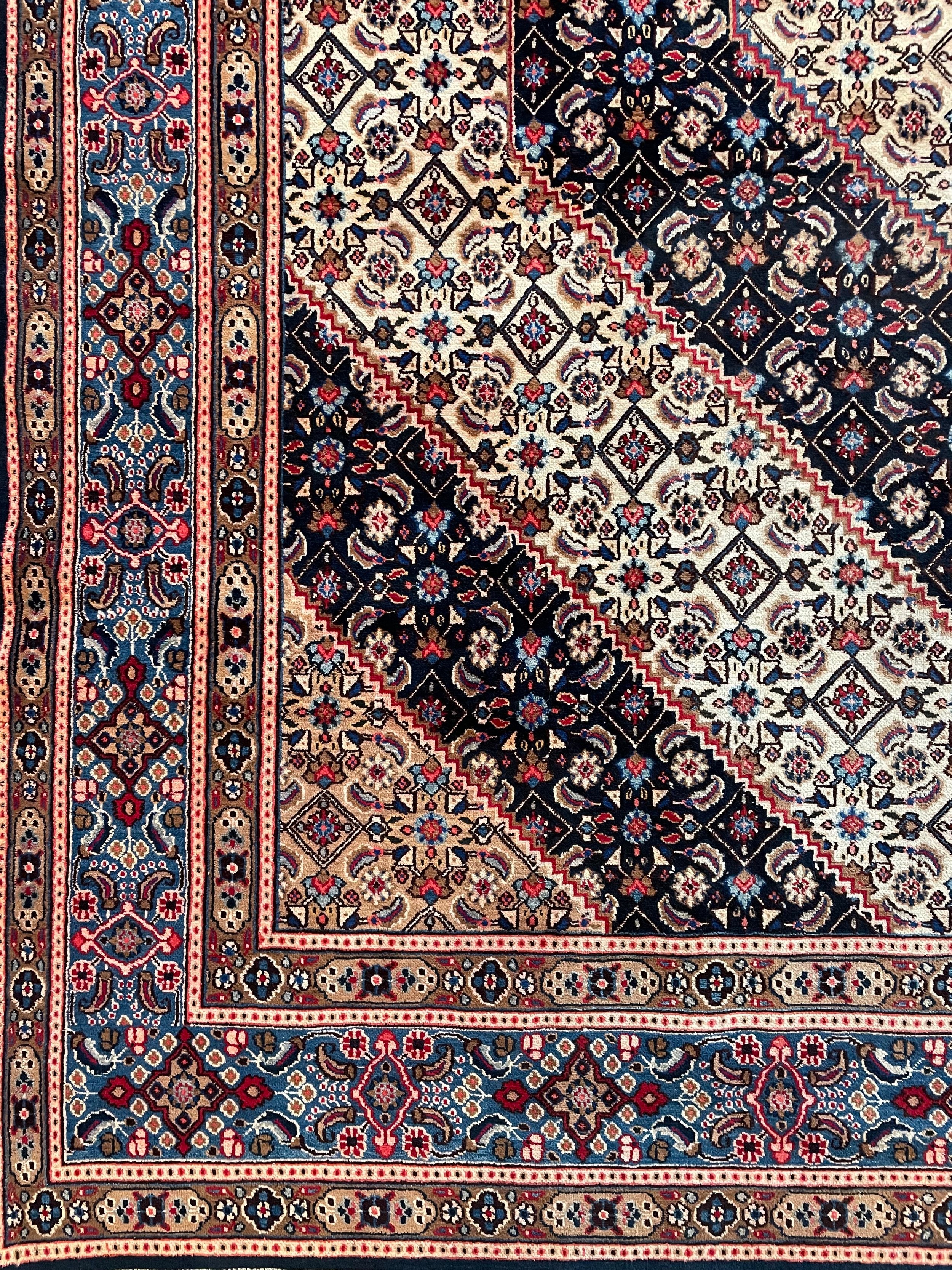 Moud Wool Rug (10x13)