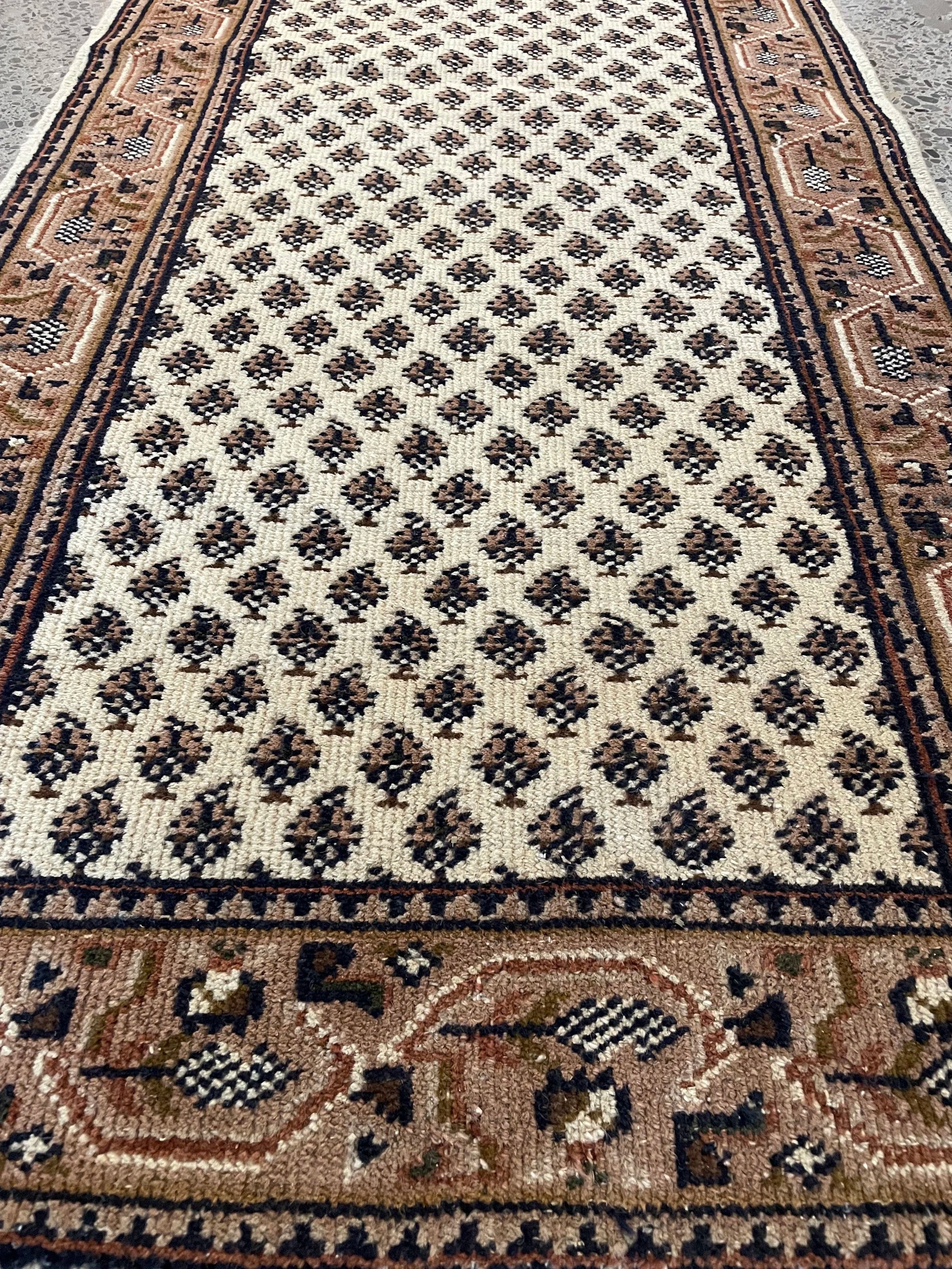 Neutral Vintage Wool Runner Rug (2'7" x 6'6")