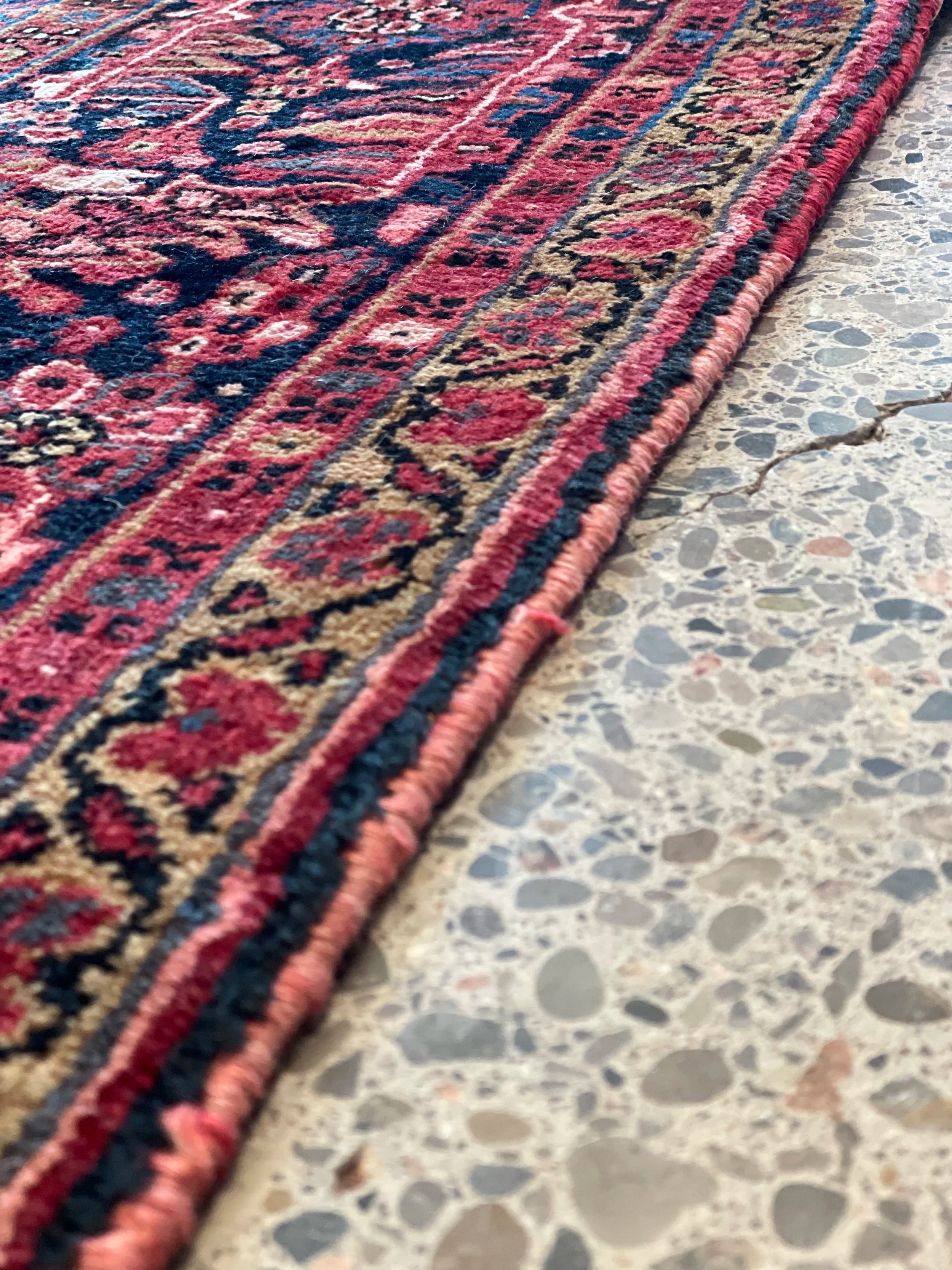Semi-Antique Wool Heriz Rug (12x15)