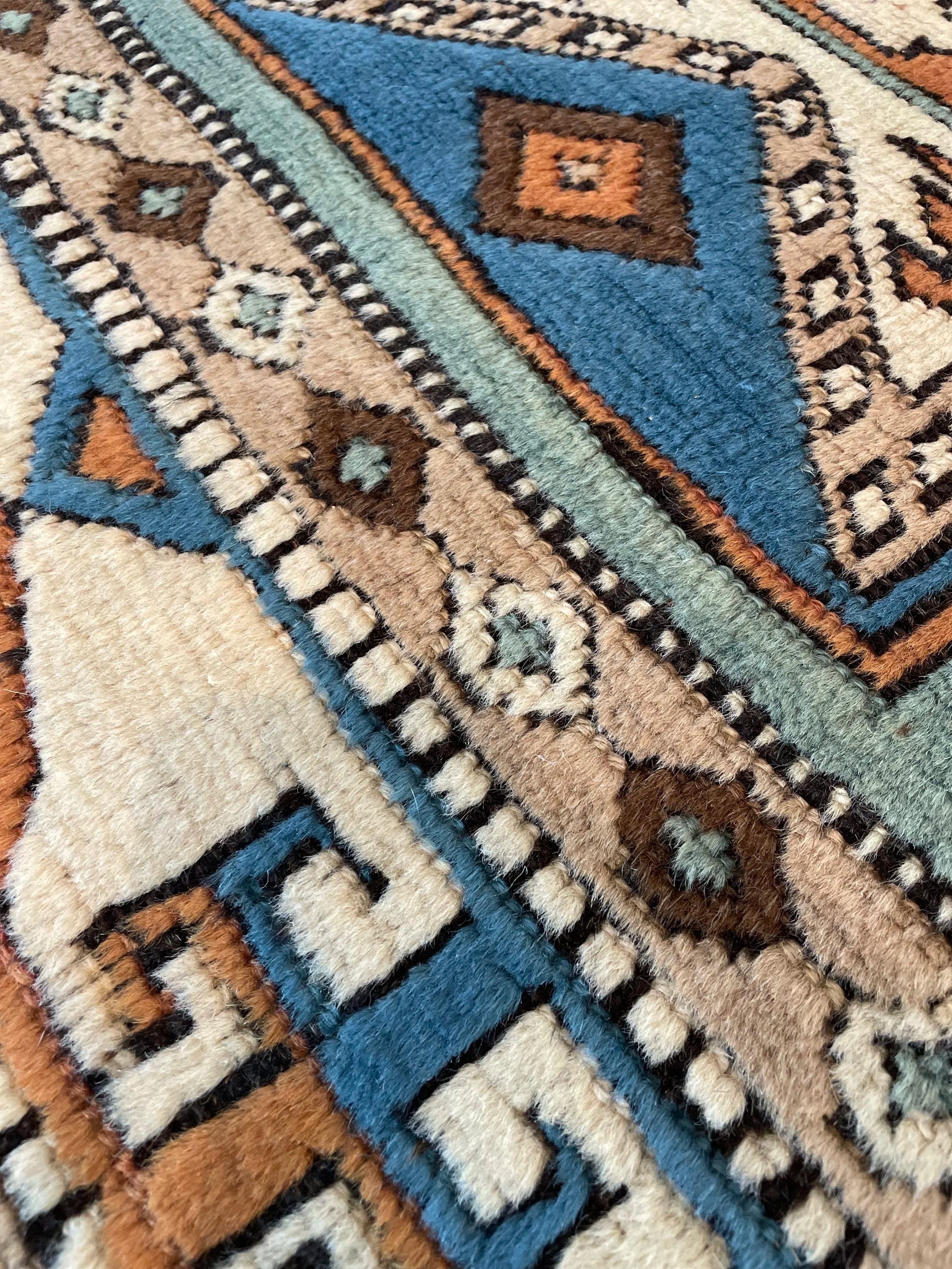 Turkish Vintage Wool Rug (4'3" x 5'10")
