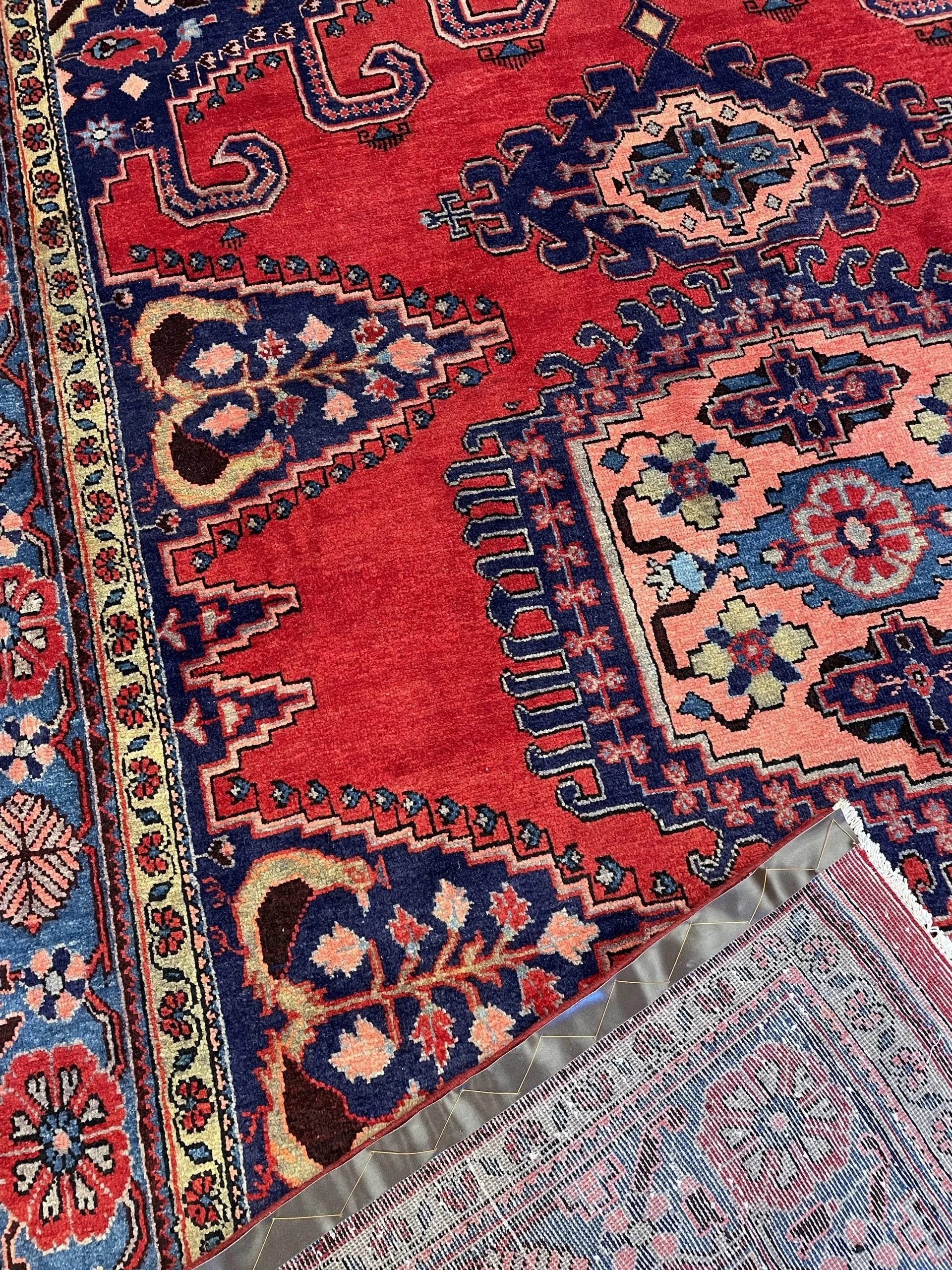 Viss Tribal Wool Rug (6'10" x 9'11")