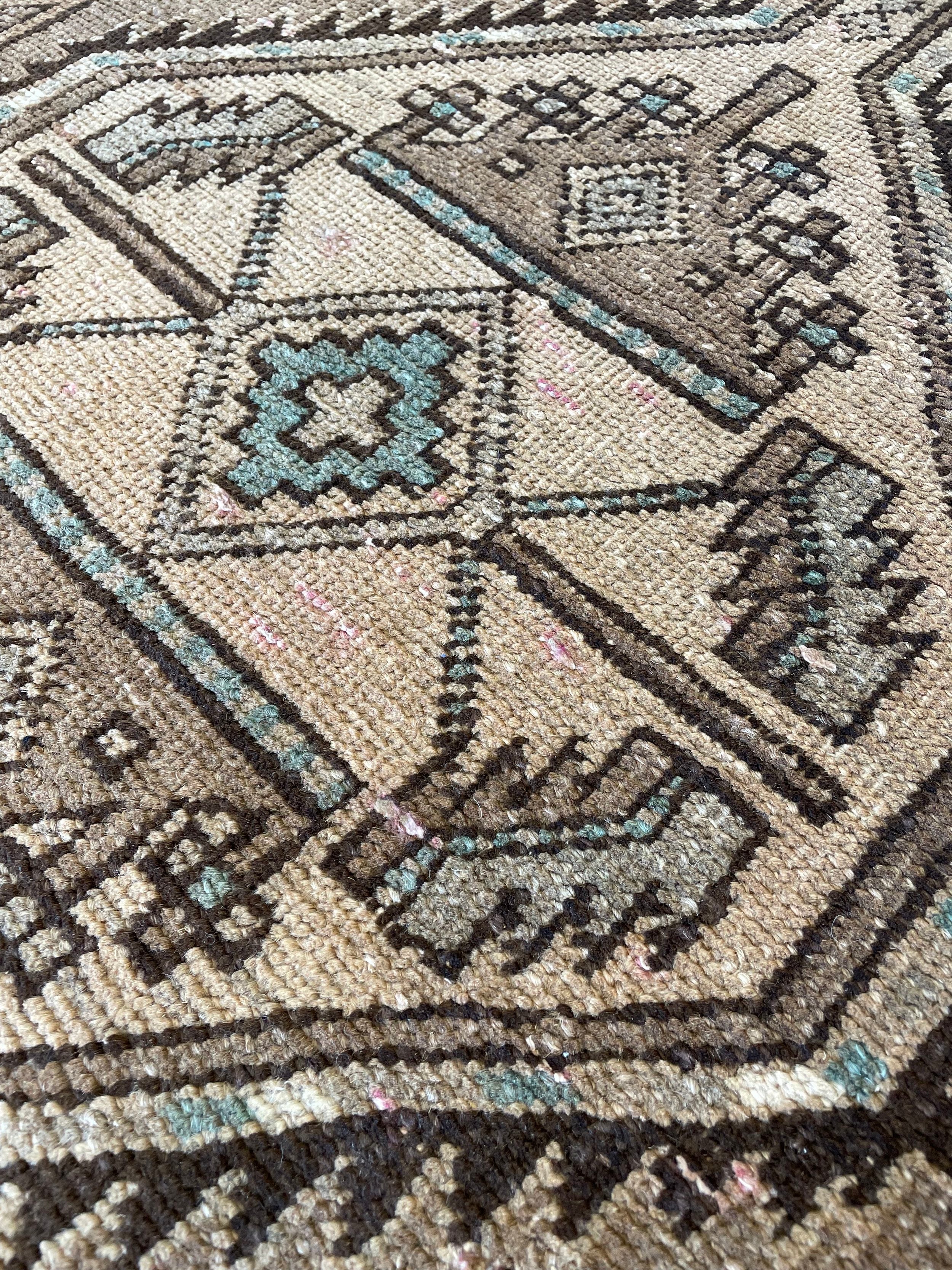 Hamedan Vintage Wool Rug Runner (3'6" x 11'8")