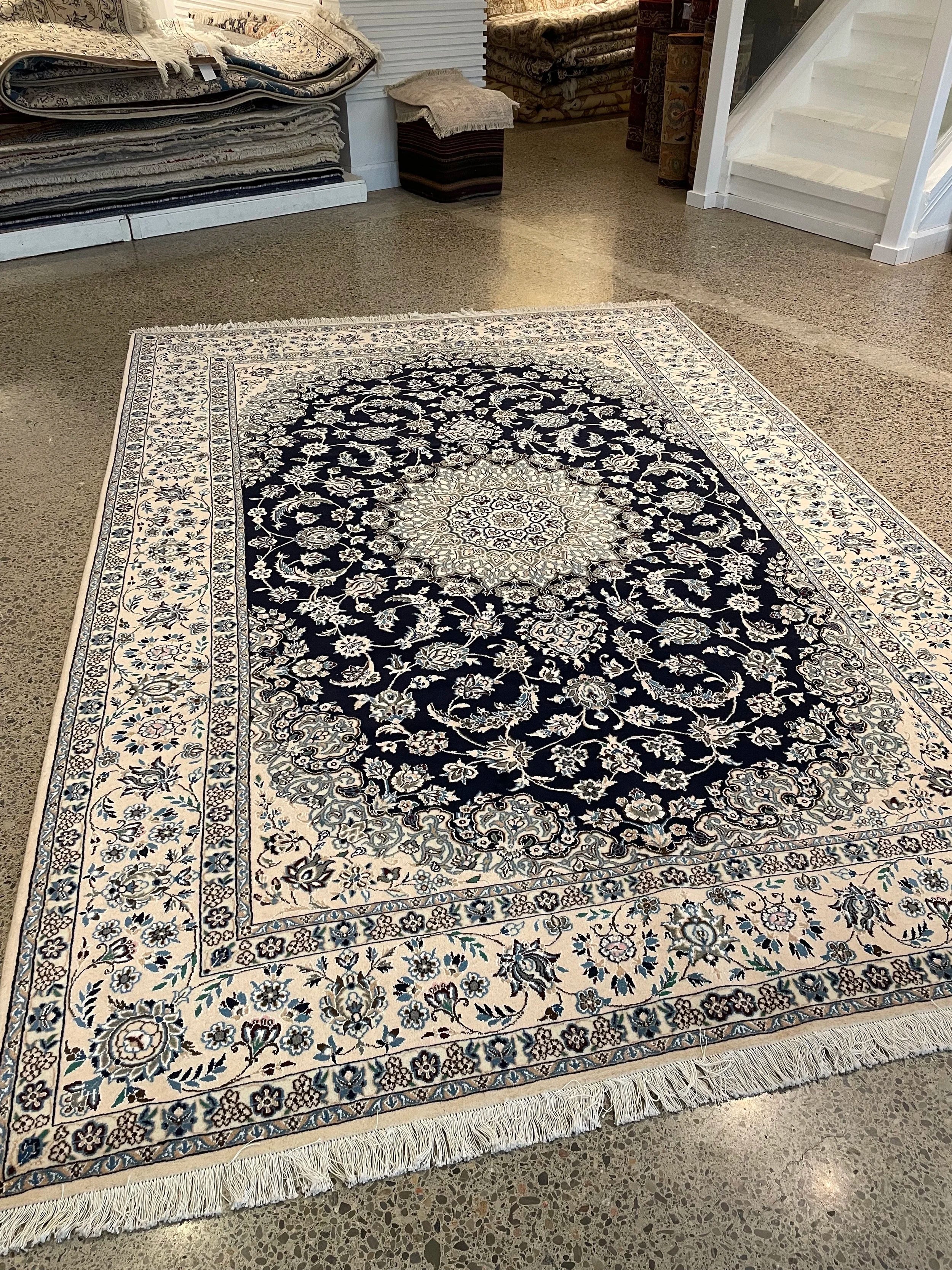 Naeen Wool & Silk Rug (6'8" x 9'7")