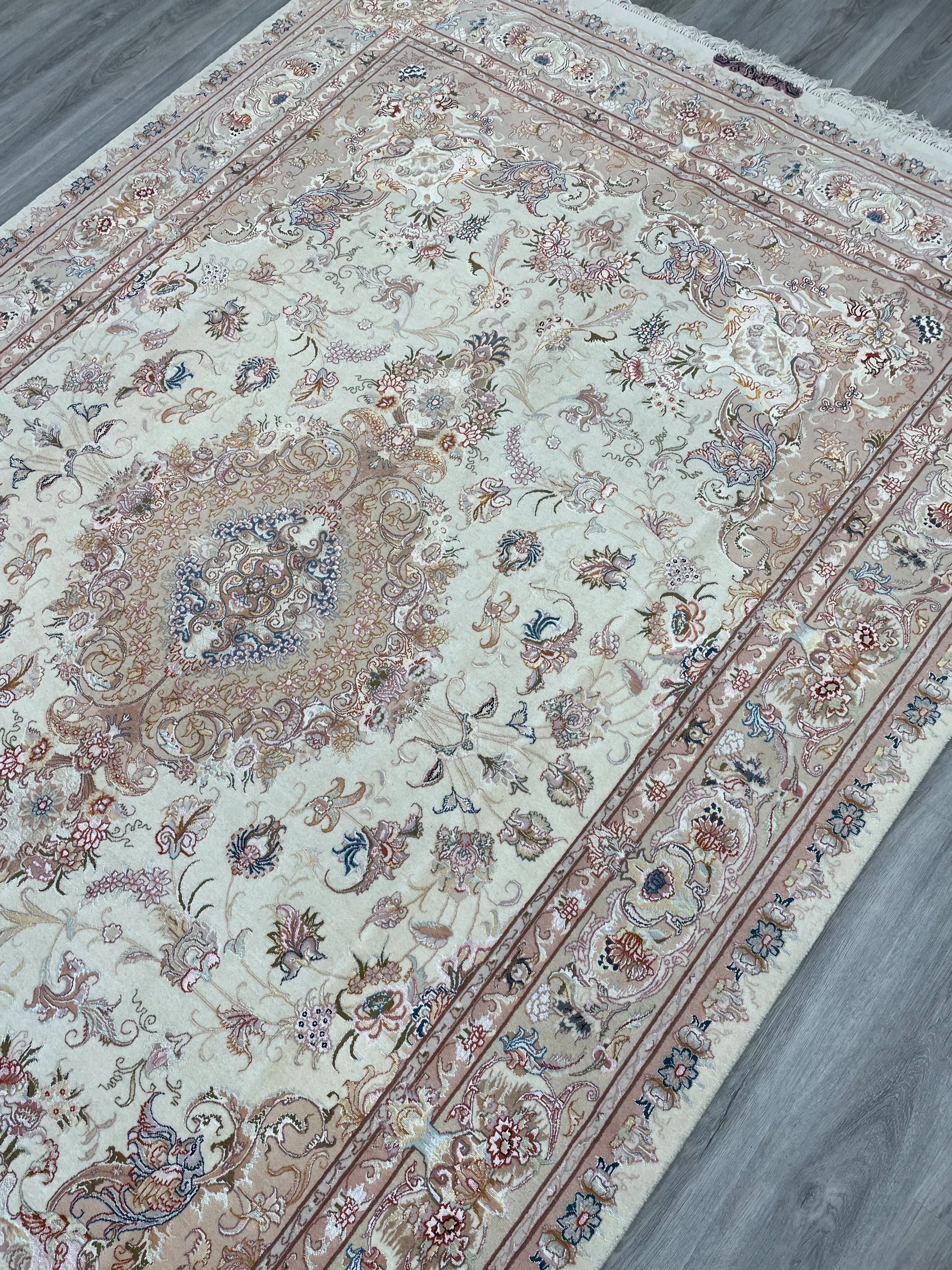 Tabriz Wool & Silk Rug (6'8" x 10'0")