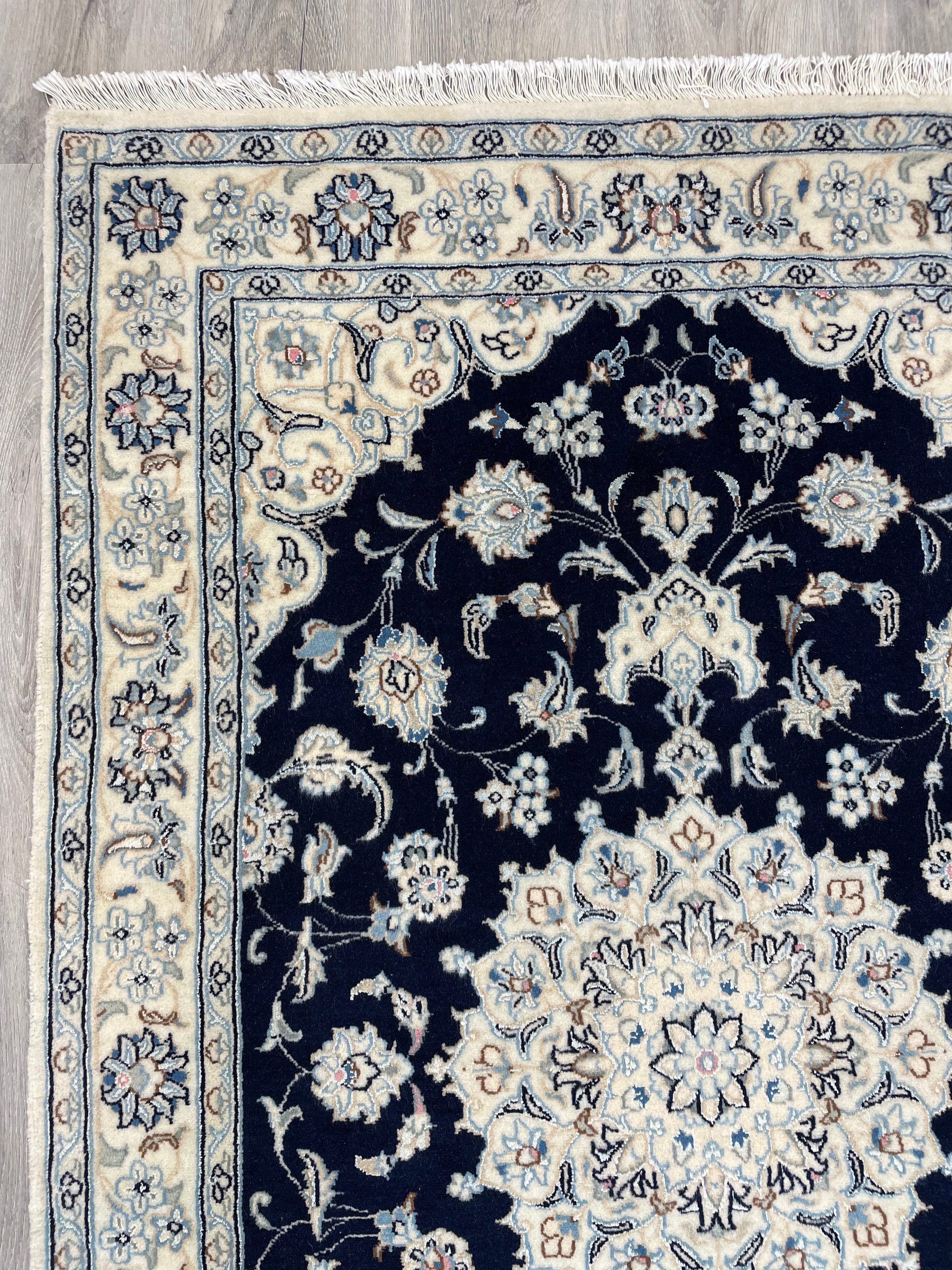 Naeen Wool & Silk Rug (3'3" x 5'0")