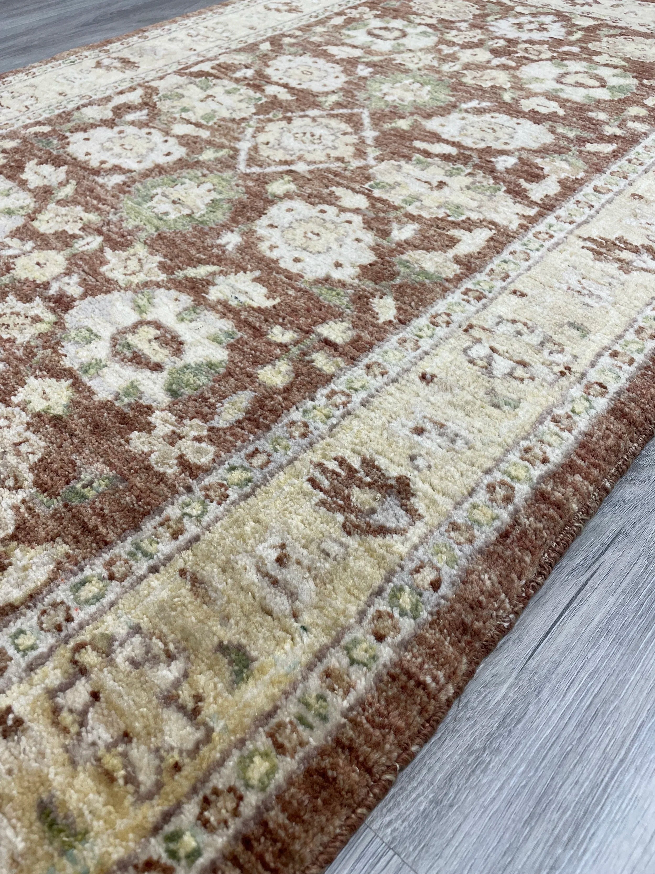 Chobi Wool Rug (2'7" x 4'0")