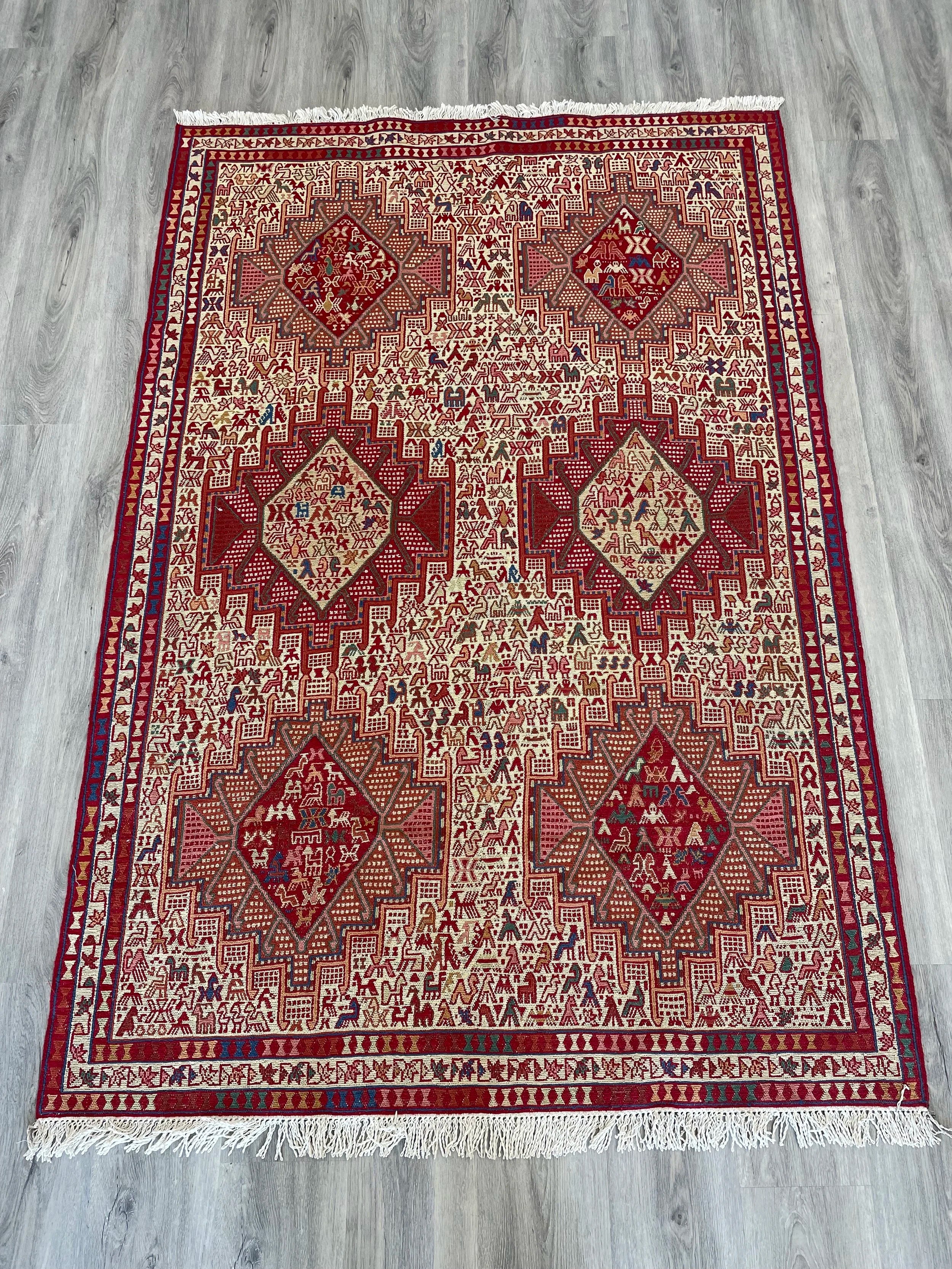 Ardebil Kilim Rug (4'3" x 6'2")
