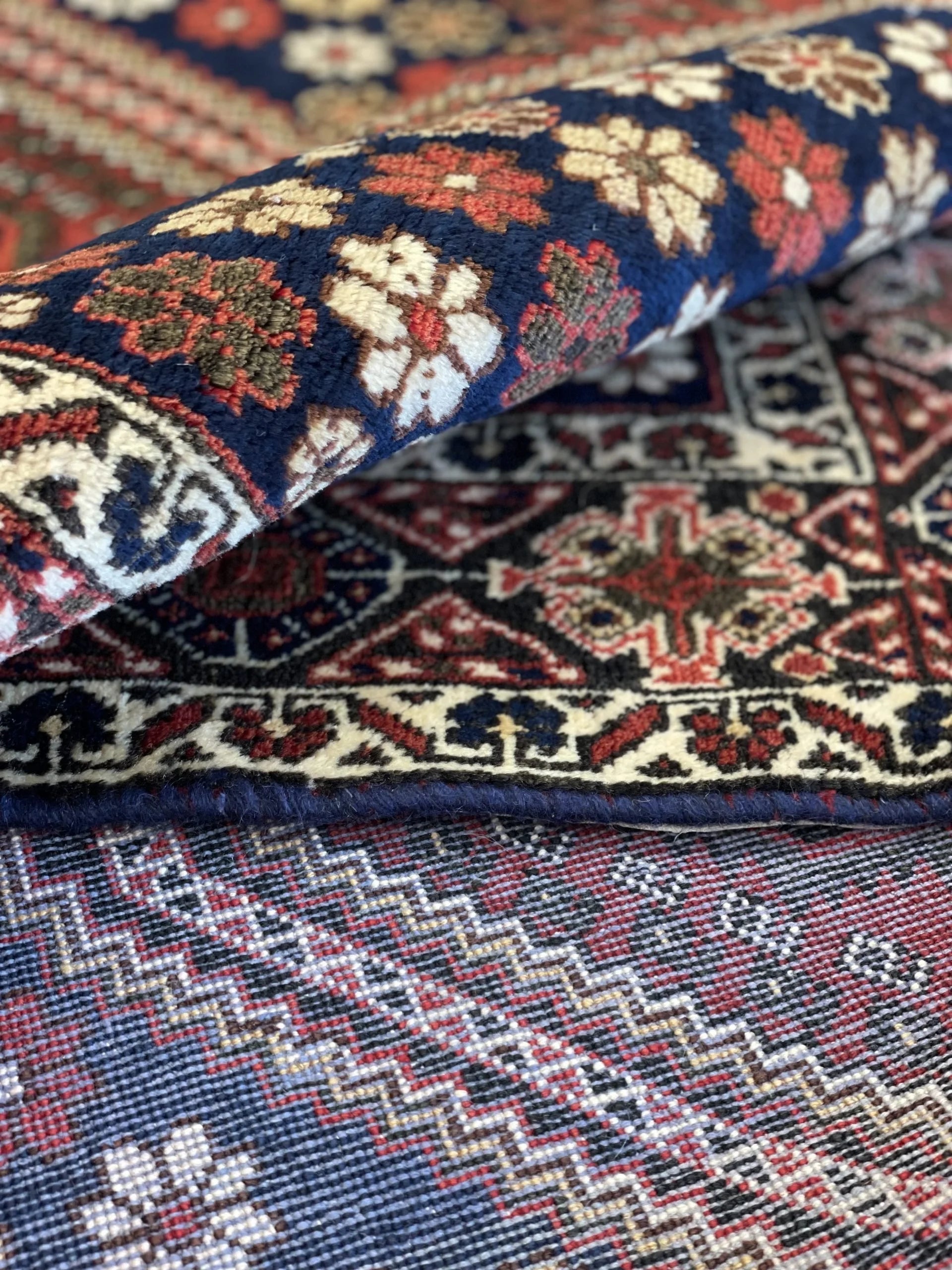 Shahrebabak Wool Rug (4'9" x 6'8")